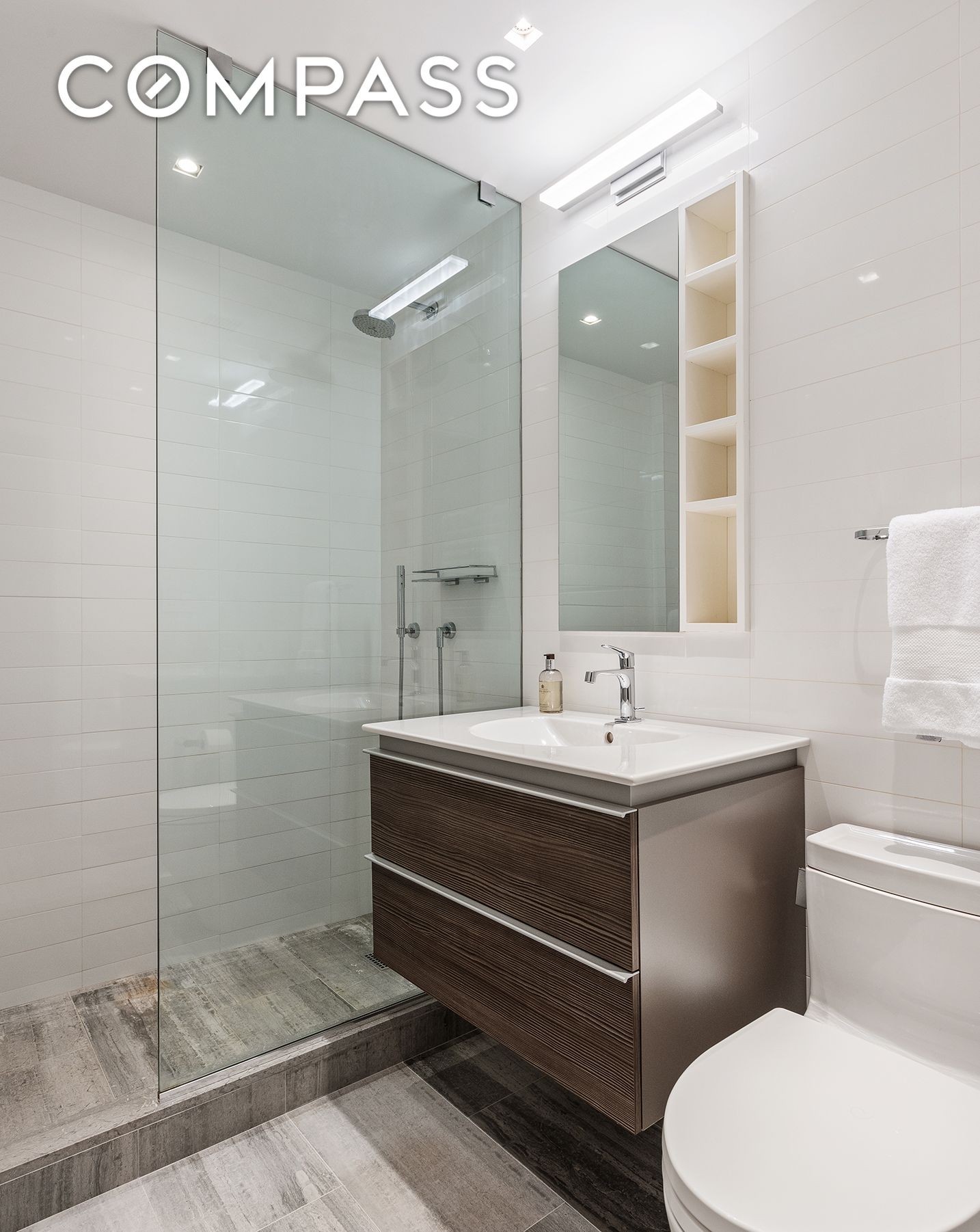 #11 photo, 37 W 12th Street, Greenwich Village , NY 10011