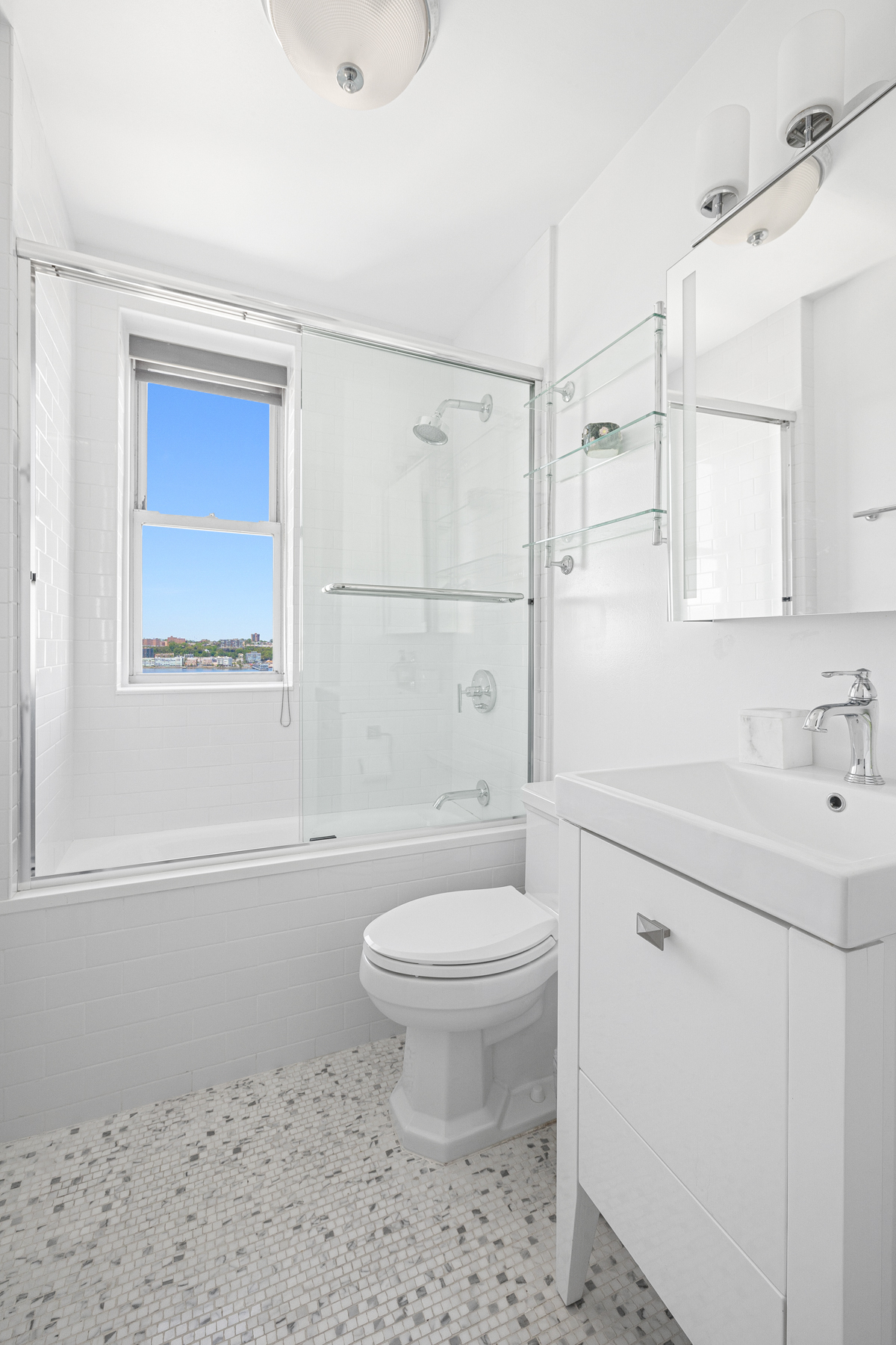 #21 photo, 755 W End Avenue, Upper West Side , NY 10025