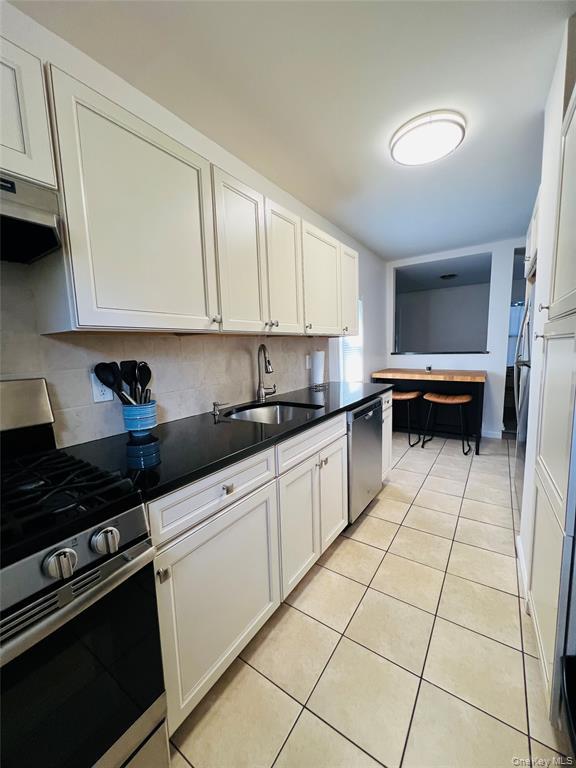 #12 photo, 93 Main Street, Garnerville , NY 10923