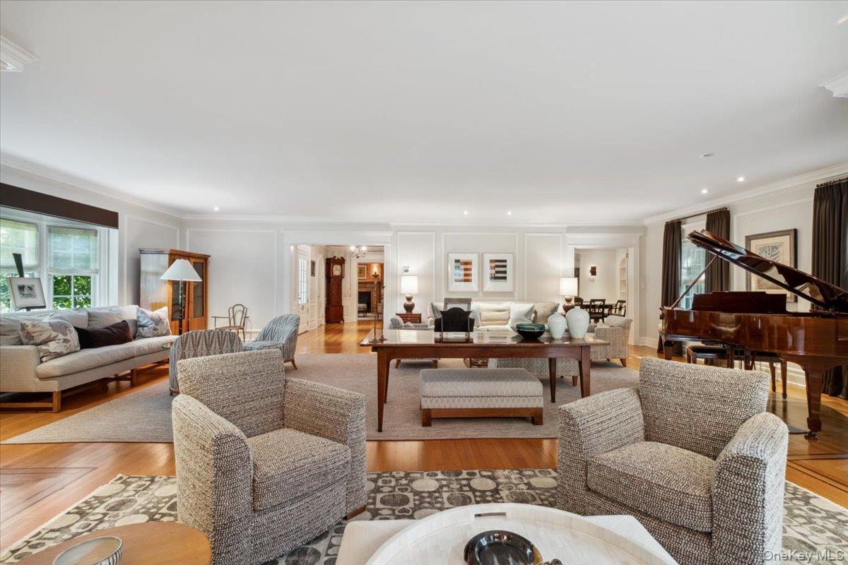 #12 photo, 18 Richbell Road, 뉴욕주 Scarsdale , NY 10583