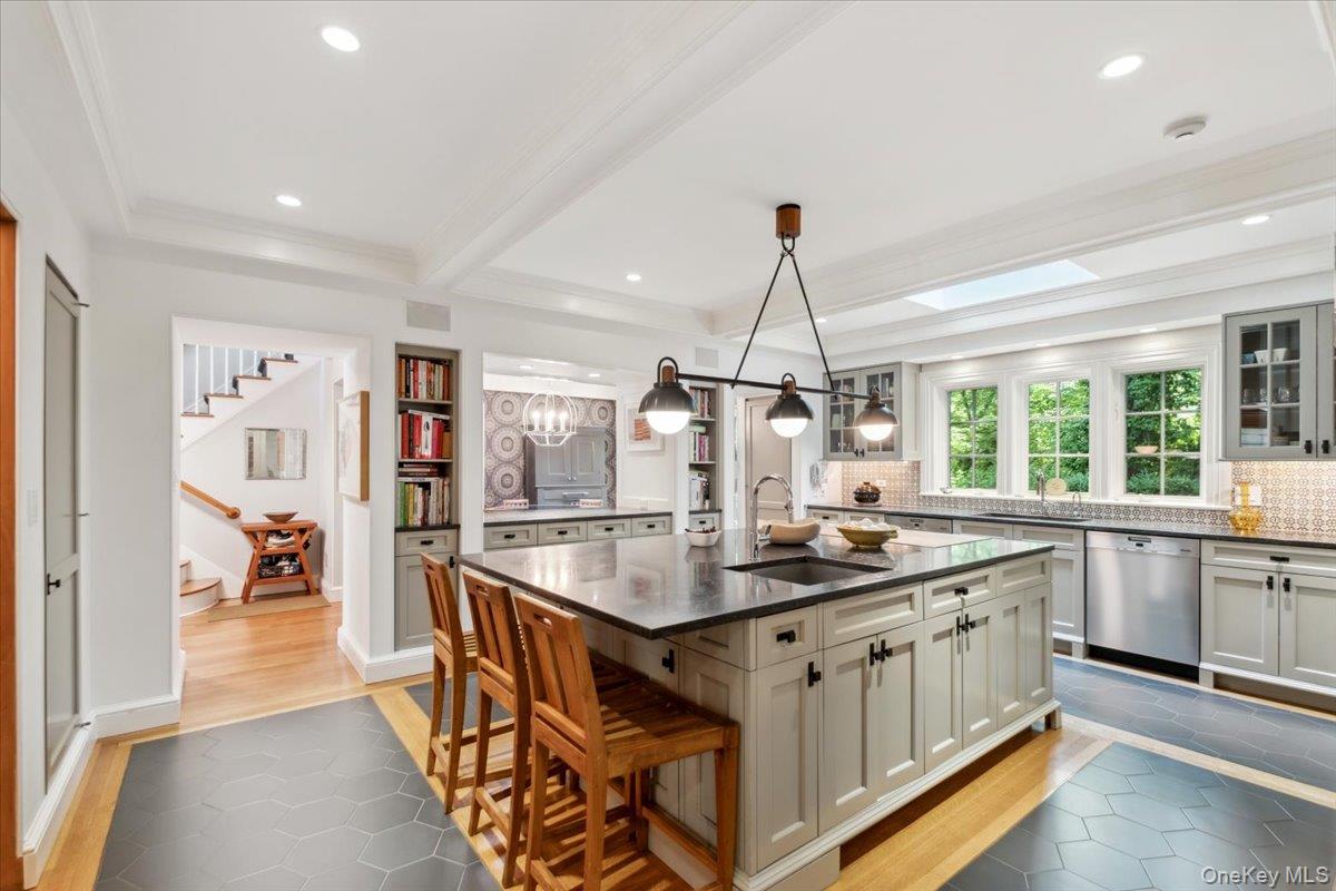 #17 photo, 18 Richbell Road, 뉴욕주 Scarsdale , NY 10583