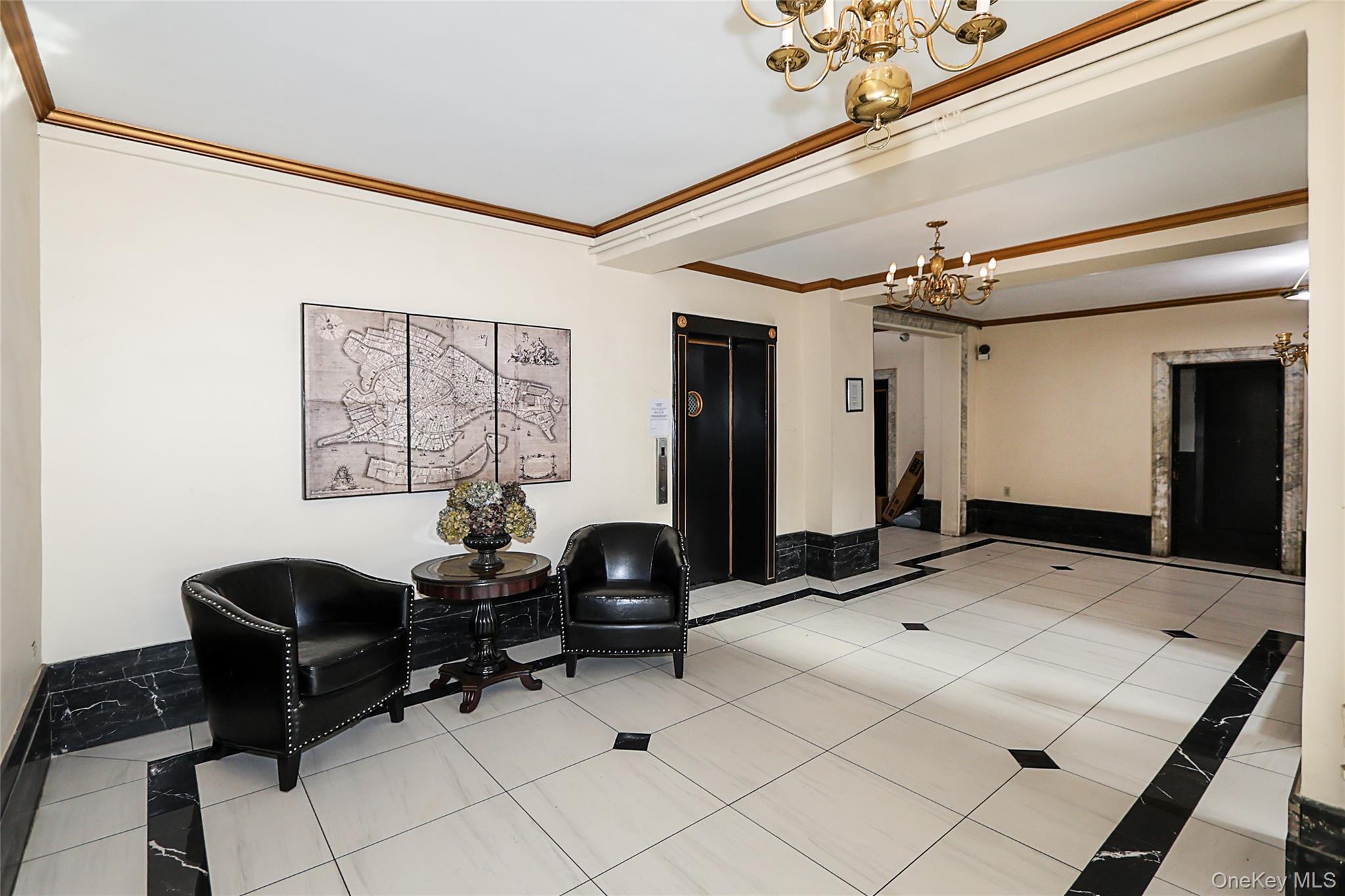 #5 photo, 11525 Metropolitan Avenue, Kew Gardens , NY 11418