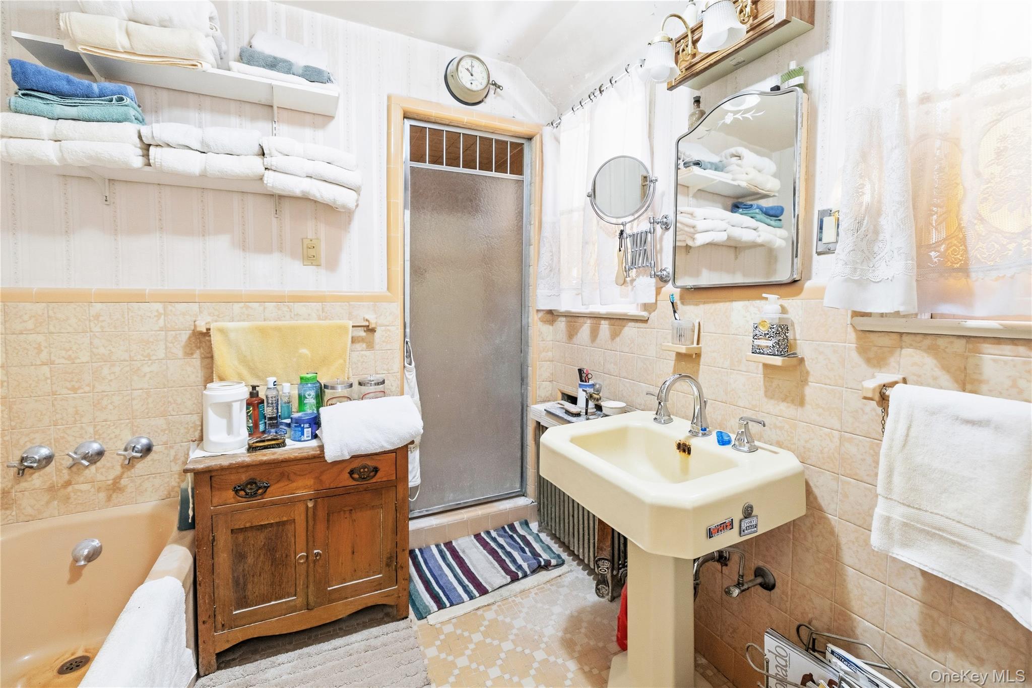 #12 photo, 43 MacDonald Street, নাসাউ কাউন্টি Hempstead , NY 11550