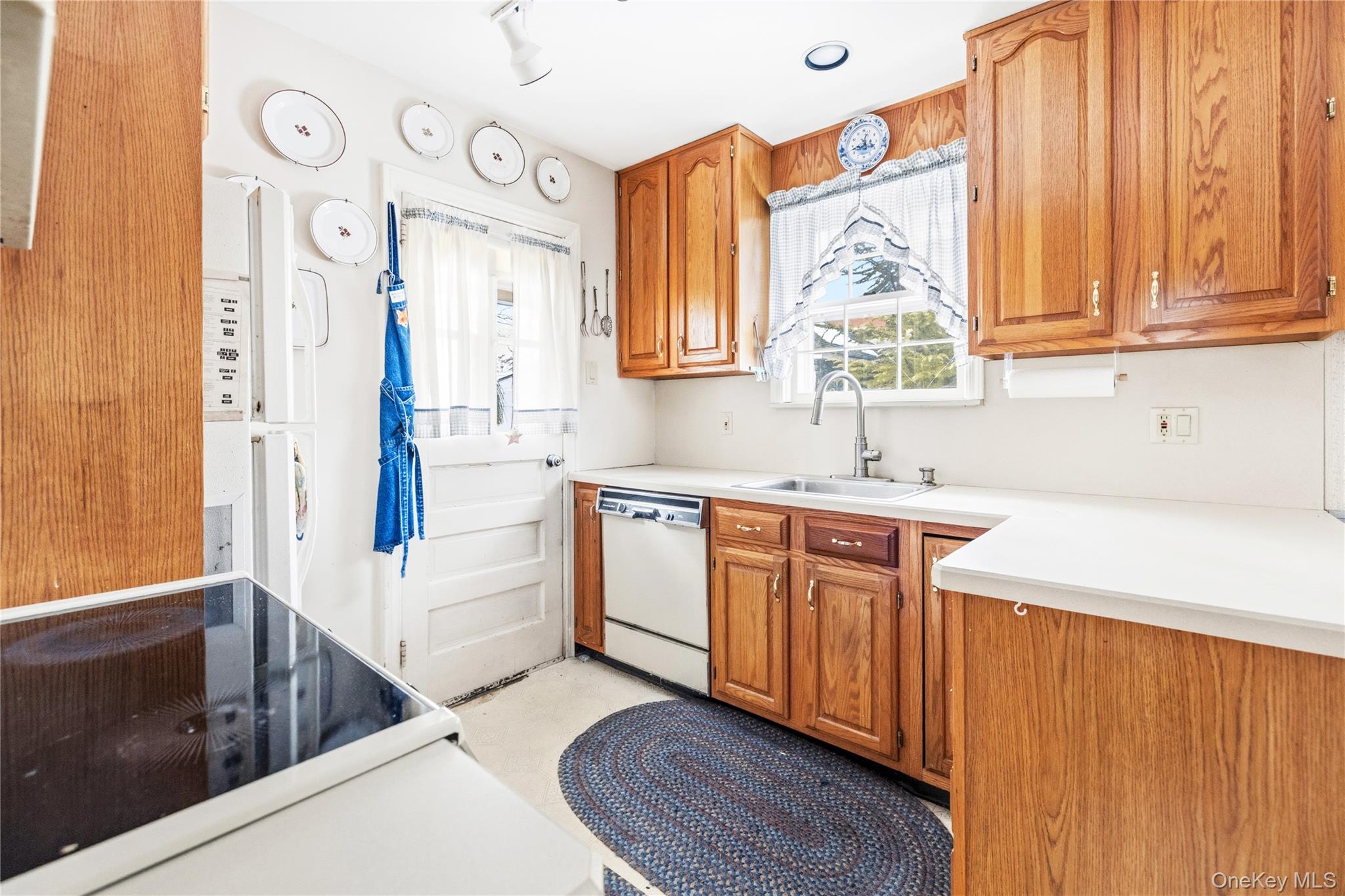 #5 photo, 43 MacDonald Street, নাসাউ কাউন্টি Hempstead , NY 11550