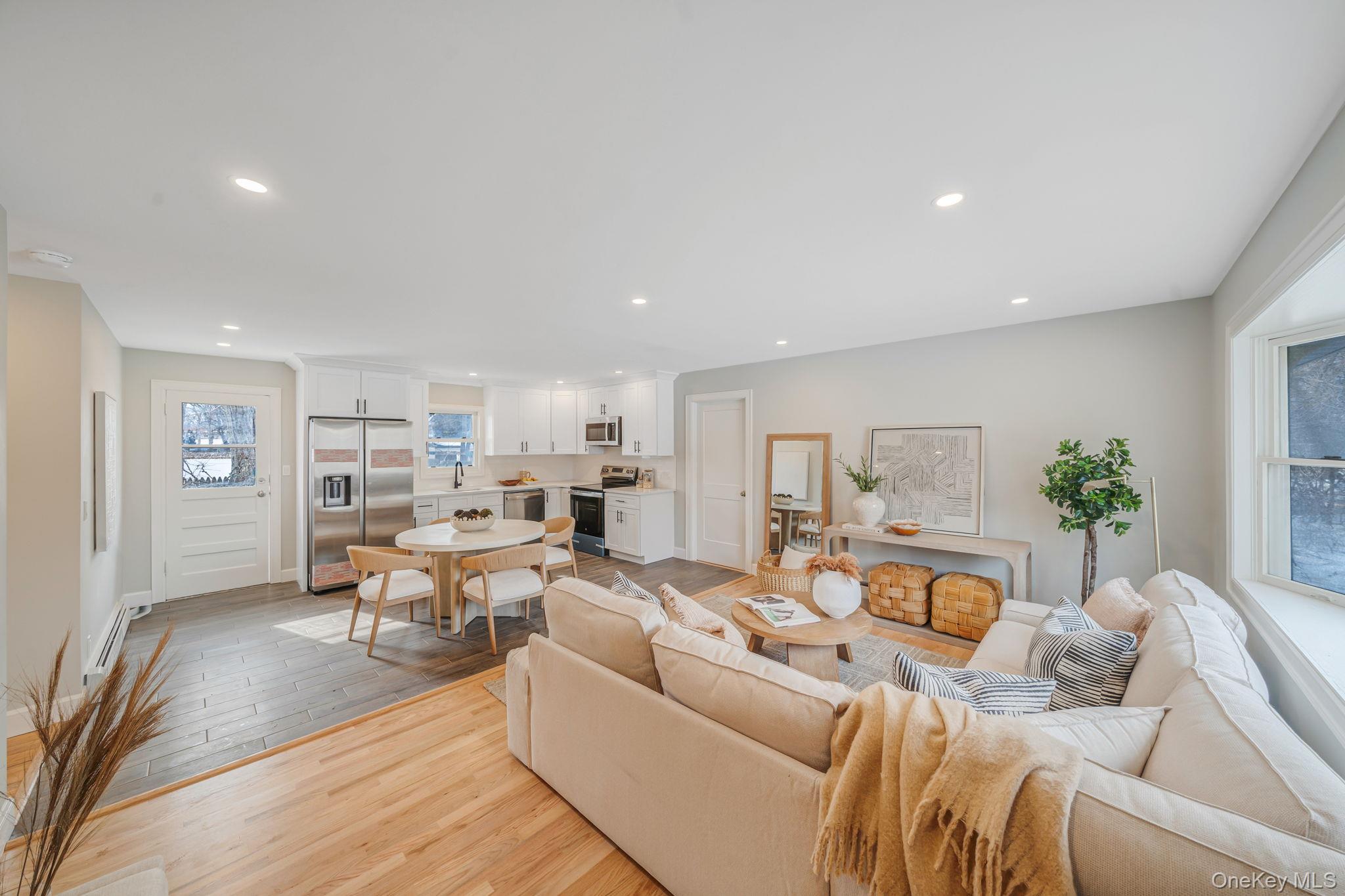 #1 photo, 4902 Express Drive, Саффолк ‖ Ronkonkoma , NY 11779