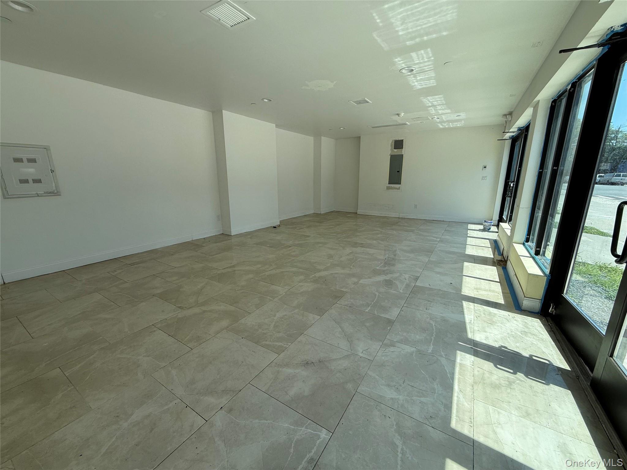 #3 photo, 129-19 101st Avenue, Richmond Hill S. , NY 11419