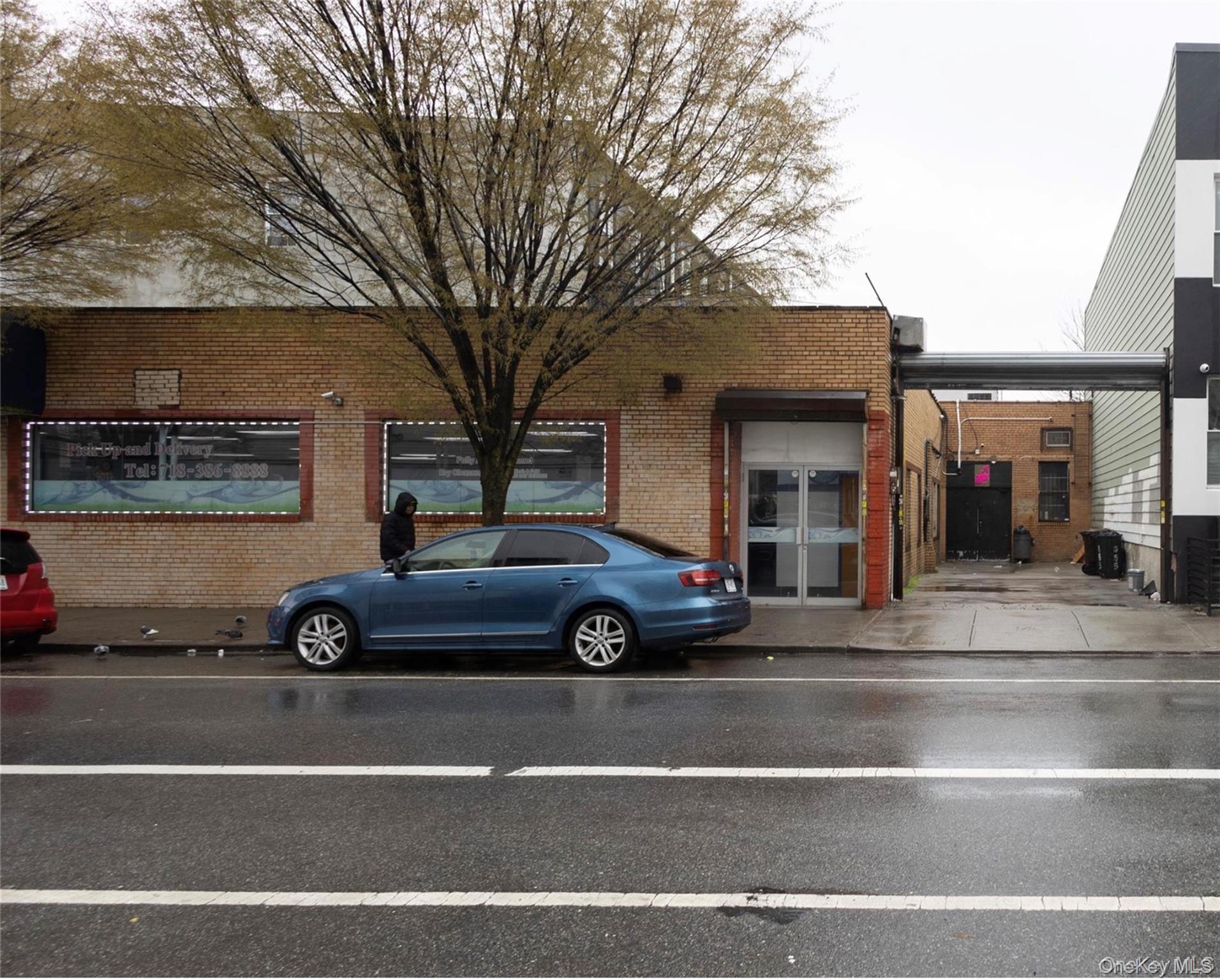 #4 photo, 883 Wyckoff Avenue, Ridgewood , NY 11385