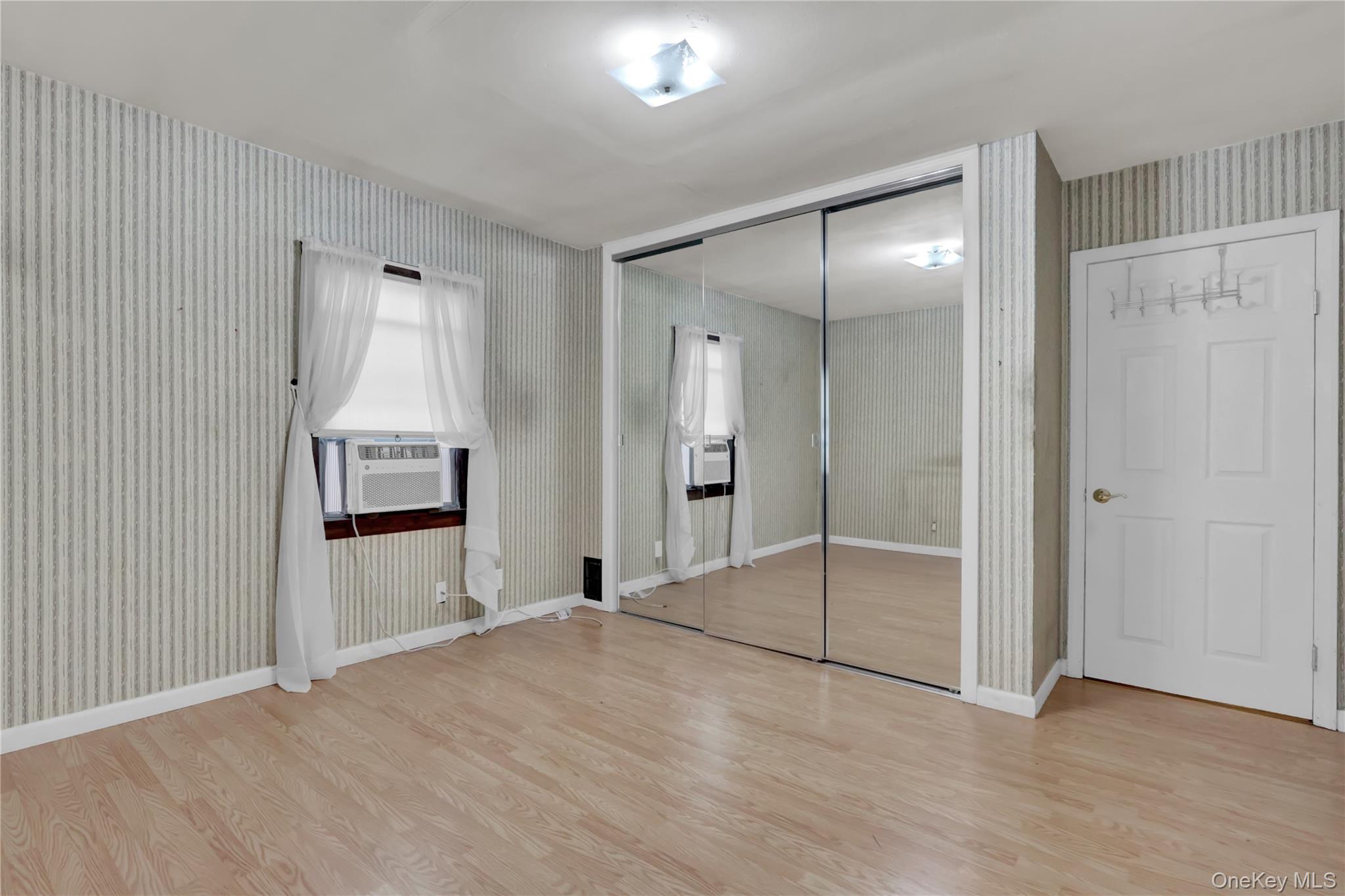 #5 photo, 191 N Albany Avenue, Massapequa , NY 11758