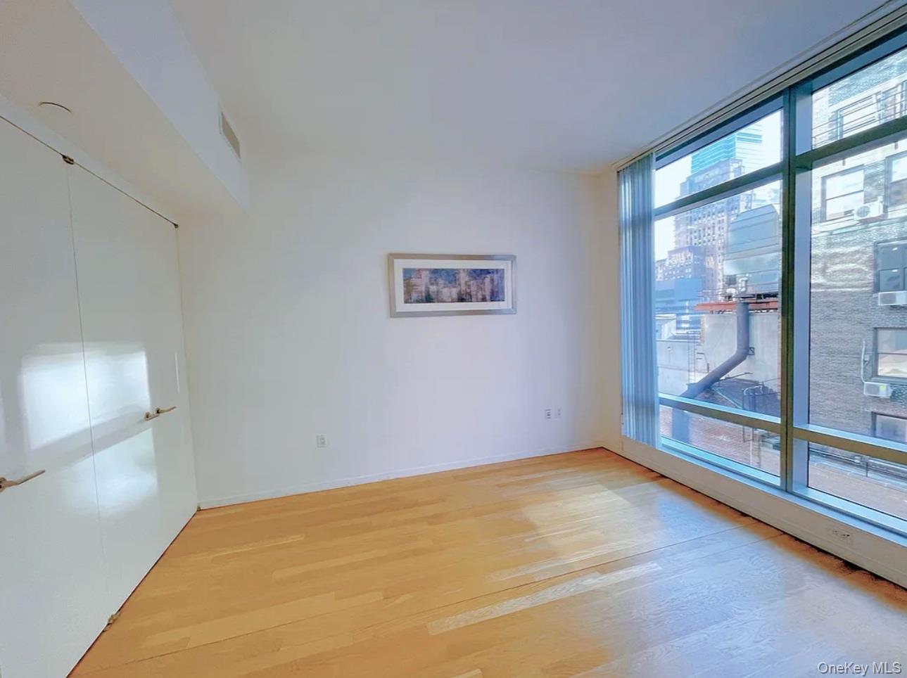 #4 photo, 18 W 48th Street, Манхэттен ‖ New York (Manhattan) , NY 10036