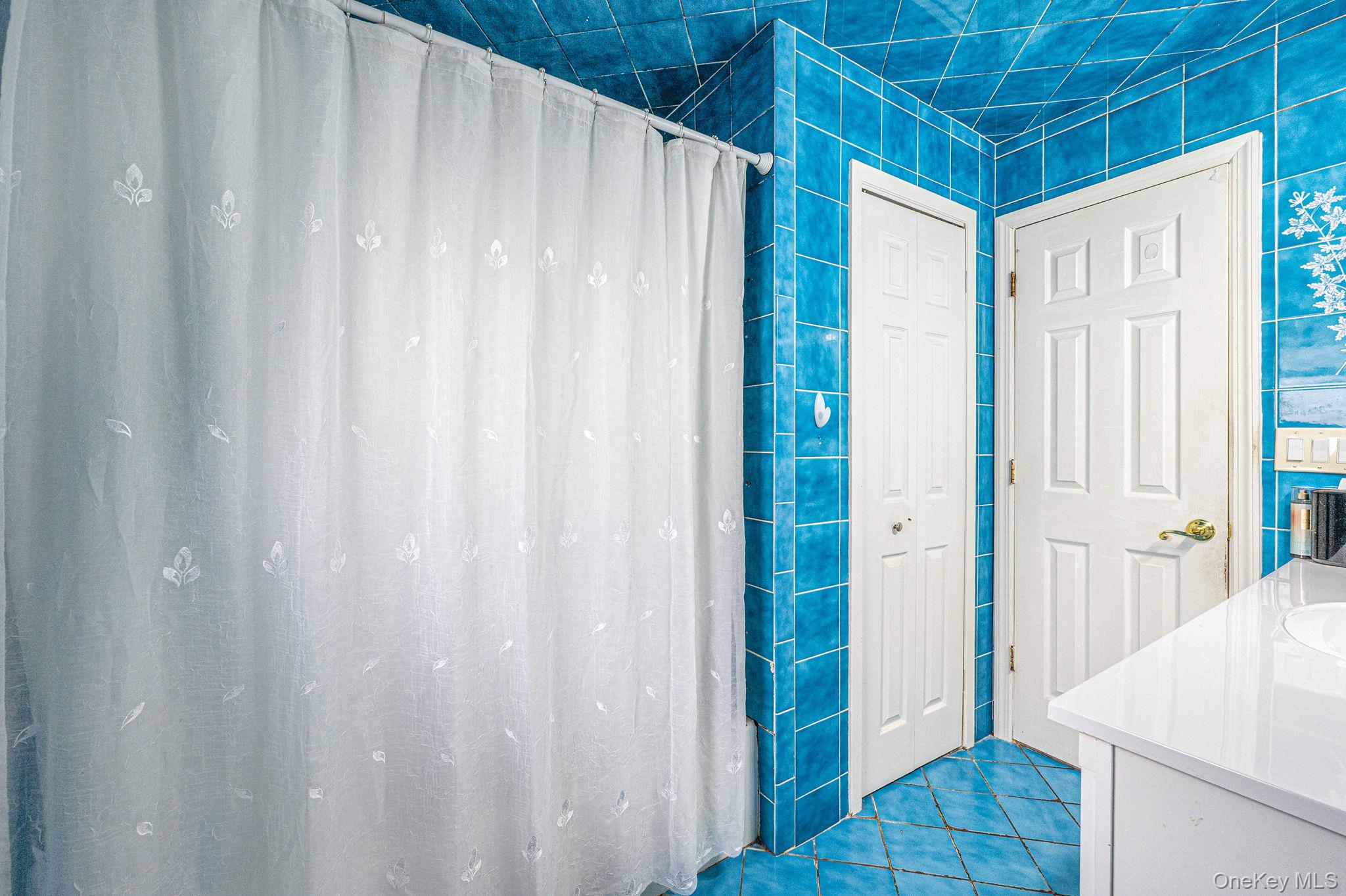 #19 photo, Lindenhurst, सफ़ोक काउंटी Lindenhurst , NY 11757