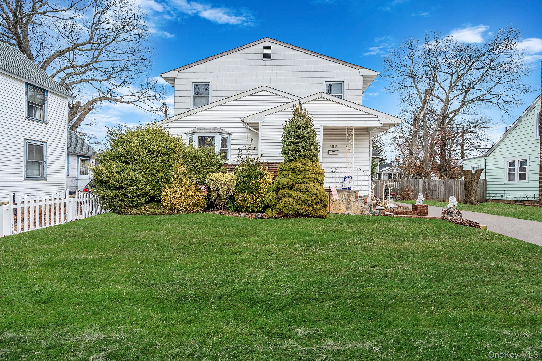 #2 photo, Lindenhurst, सफ़ोक काउंटी Lindenhurst , NY 11757