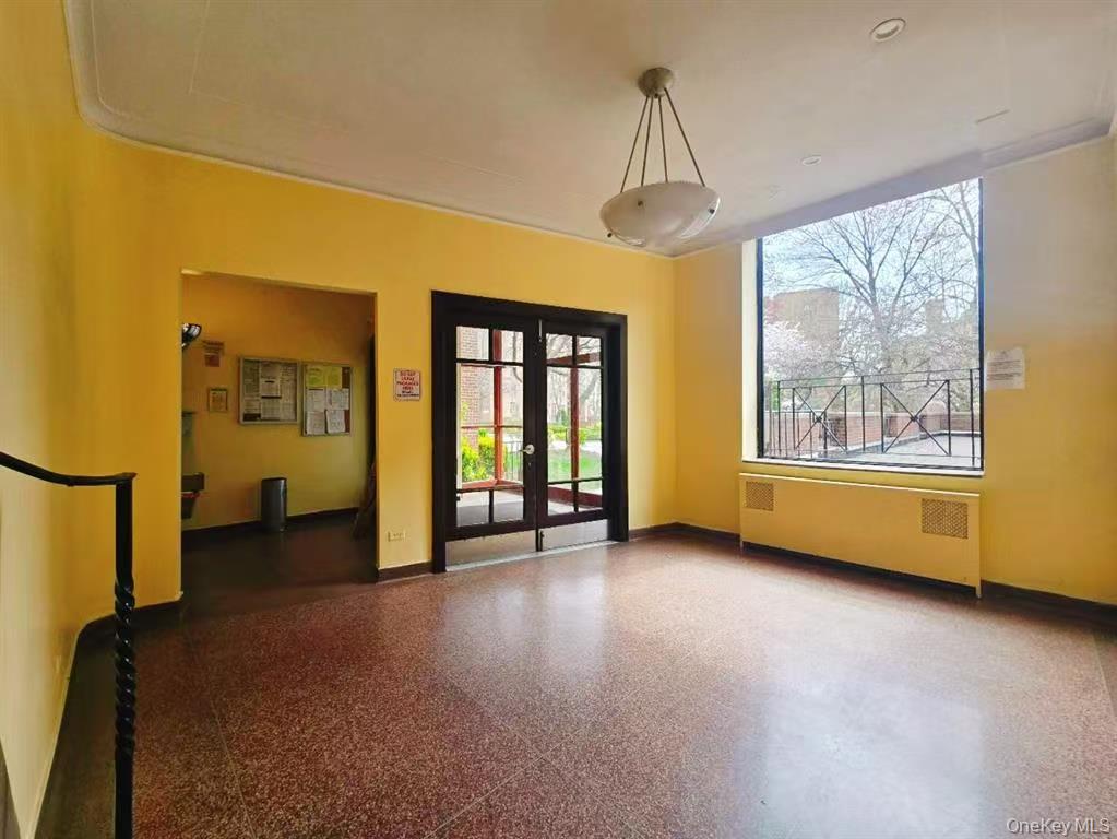 #2 photo, 15010 71st Avenue, কুইন্‌স Flushing , NY 11367