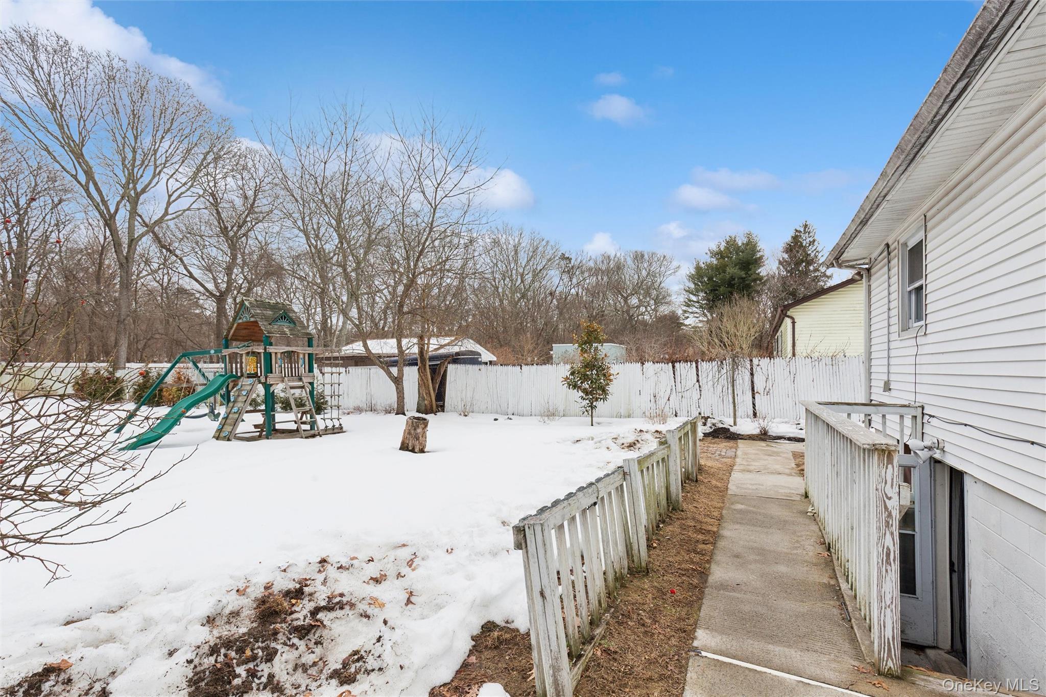 #20 photo, 103 W Yaphank Road, Coram , NY 11727