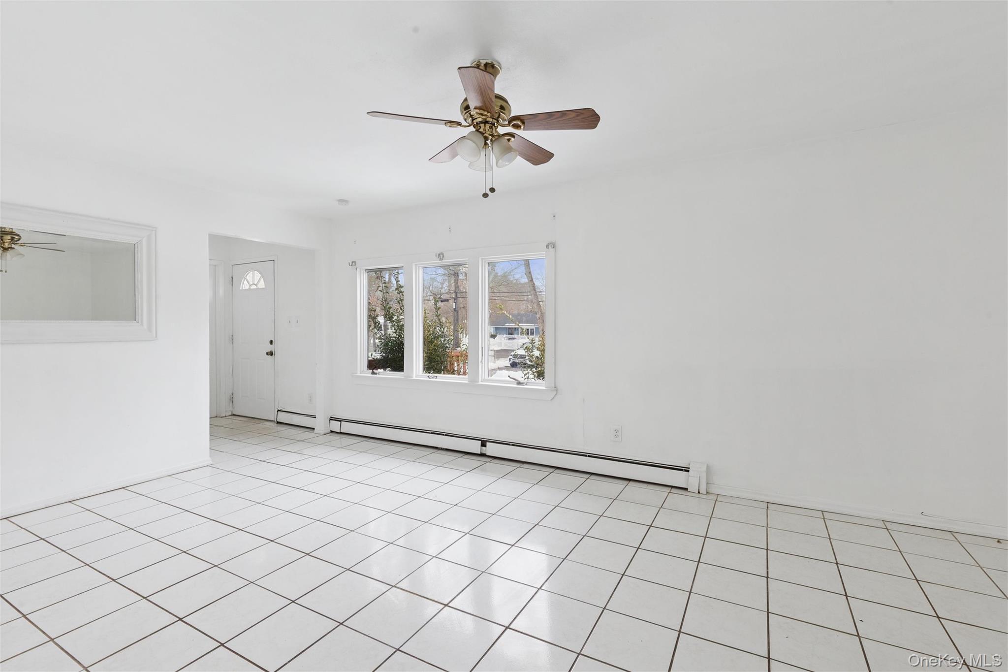 #5 photo, 103 W Yaphank Road, Coram , NY 11727