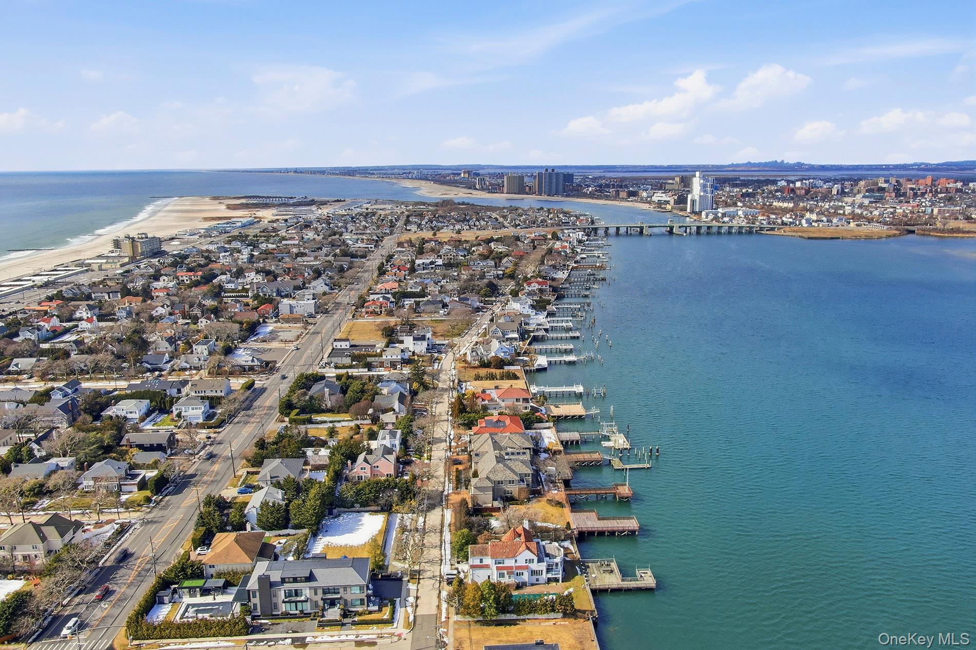 #11 photo, 1671 Bay Boulevard, מחוז נסאו Atlantic Beach , NY 11509