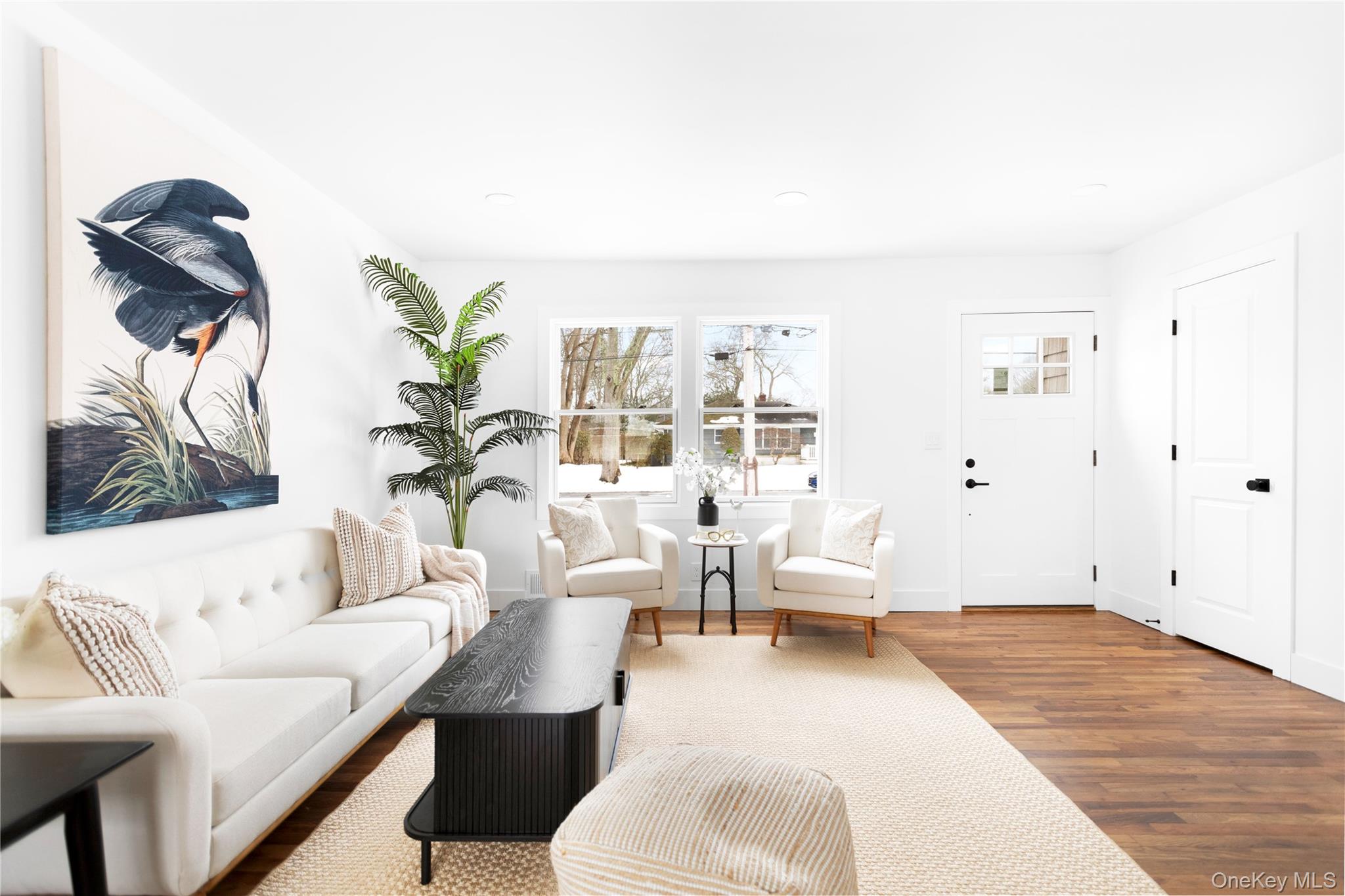 #2 photo, 43 Circuit Road, Саффолк ‖ Bellport Village , NY 11713