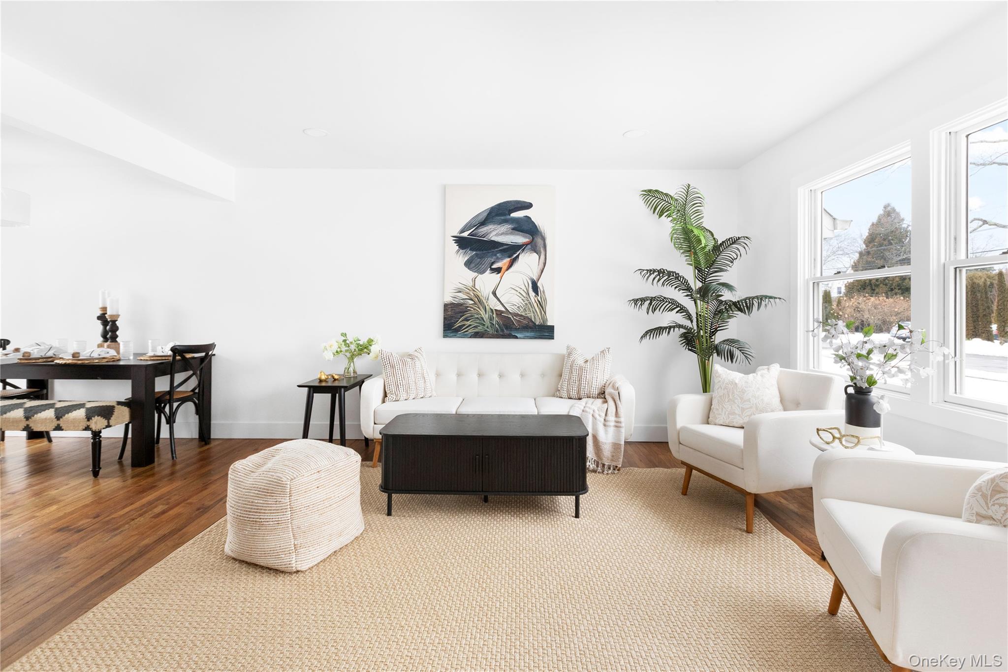 #3 photo, 43 Circuit Road, Саффолк ‖ Bellport Village , NY 11713