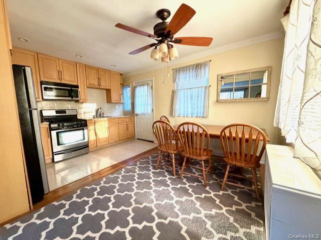 #18 photo, 220-44 67th Avenue, Oakland Gardens , NY 11364