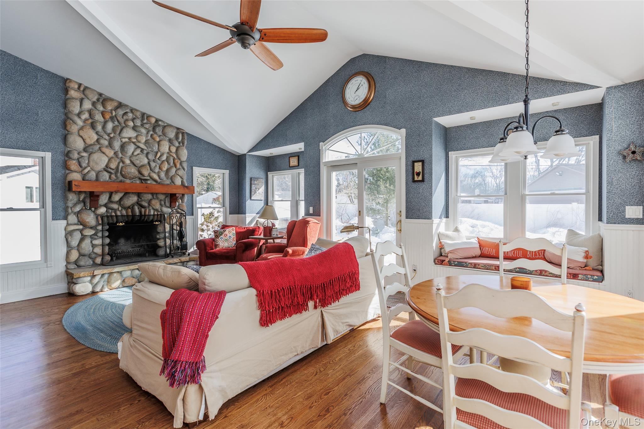 #11 photo, 45 Terry Lane, 롱 아일랜드 Commack , NY 11725