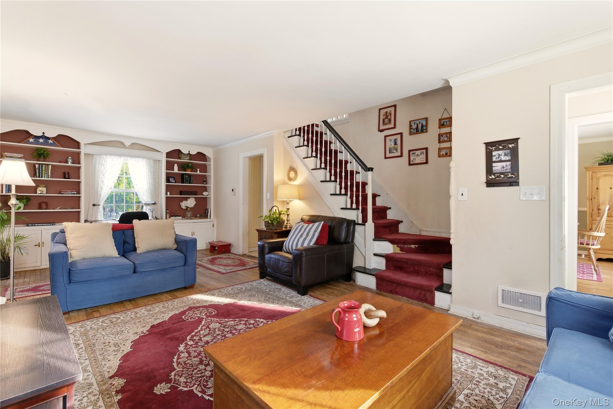 #10 photo, 164 W Neck Road, Huntington , NY 11743