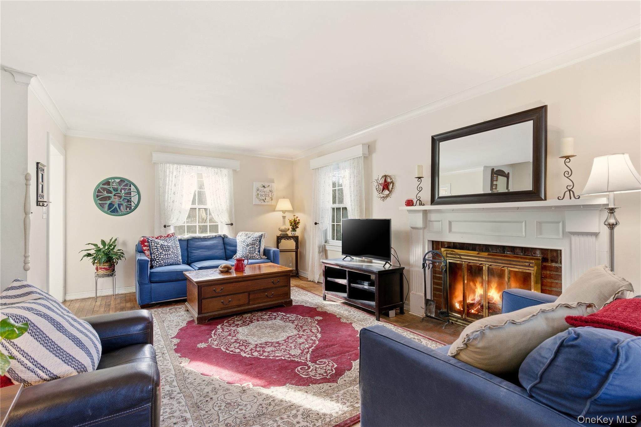 #6 photo, 164 W Neck Road, Huntington , NY 11743