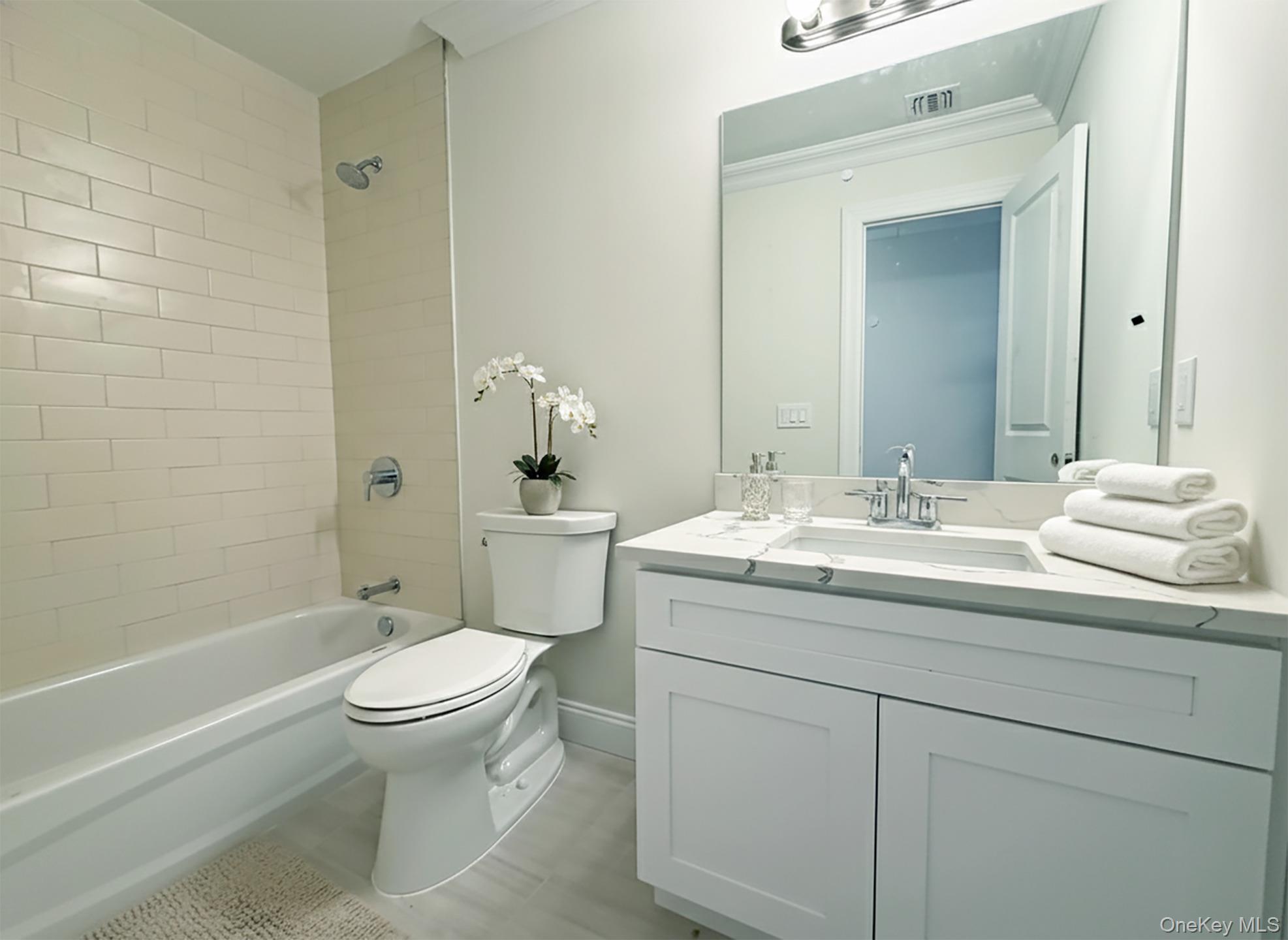 #9 photo, 103 Brookfield Avenue, Саффолк ‖ Center Moriches , NY 11934