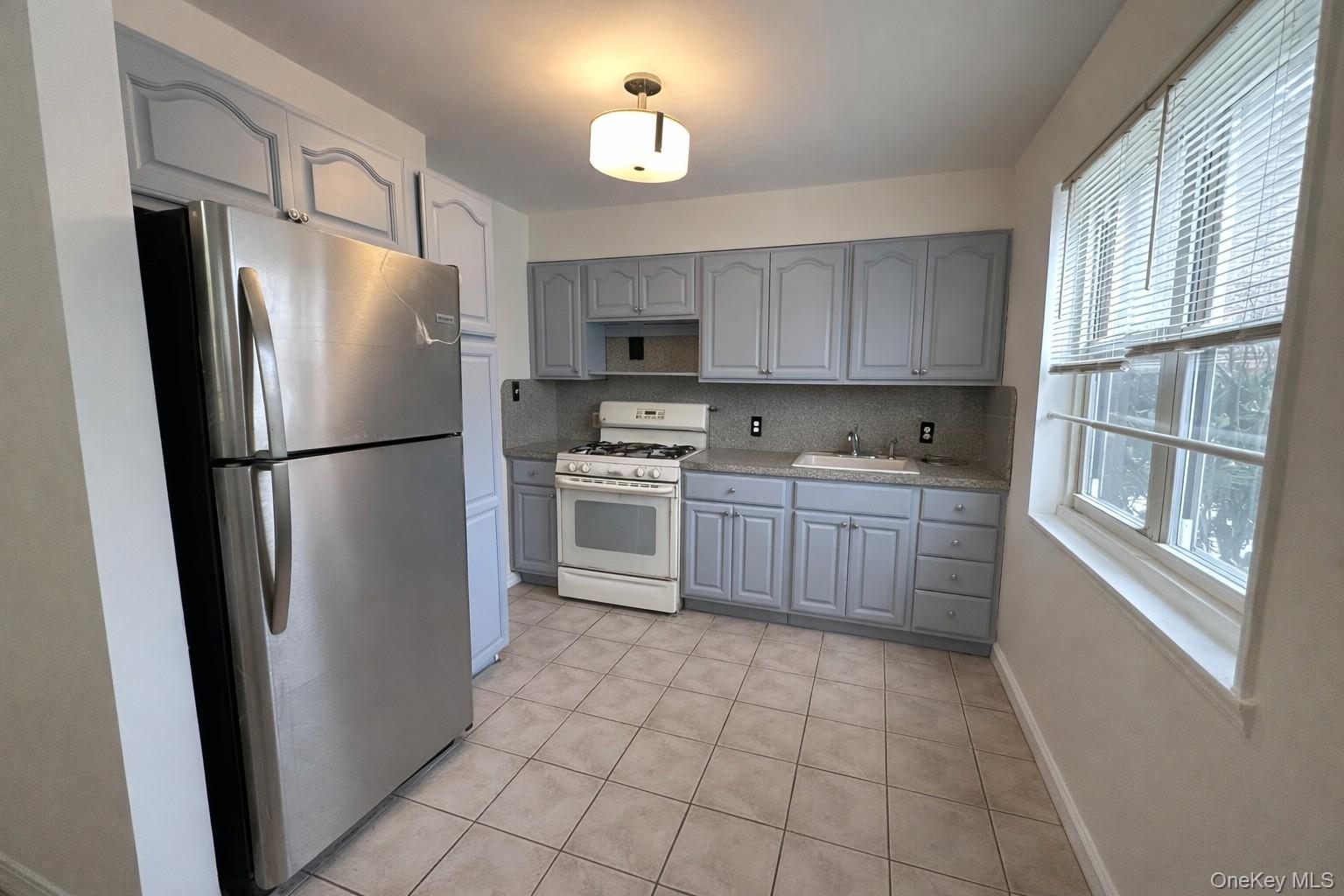 #7 photo, 212-03 16 Avenue, Куинс ‖ Bayside , NY 11360