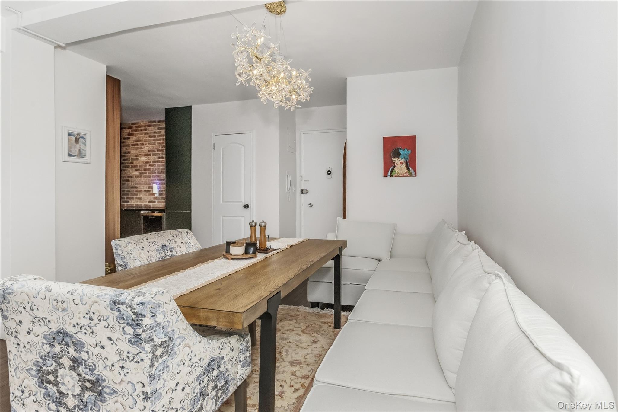 #11 photo, 15 Hill Park Avenue, Нассау ‖ Great Neck , NY 11021