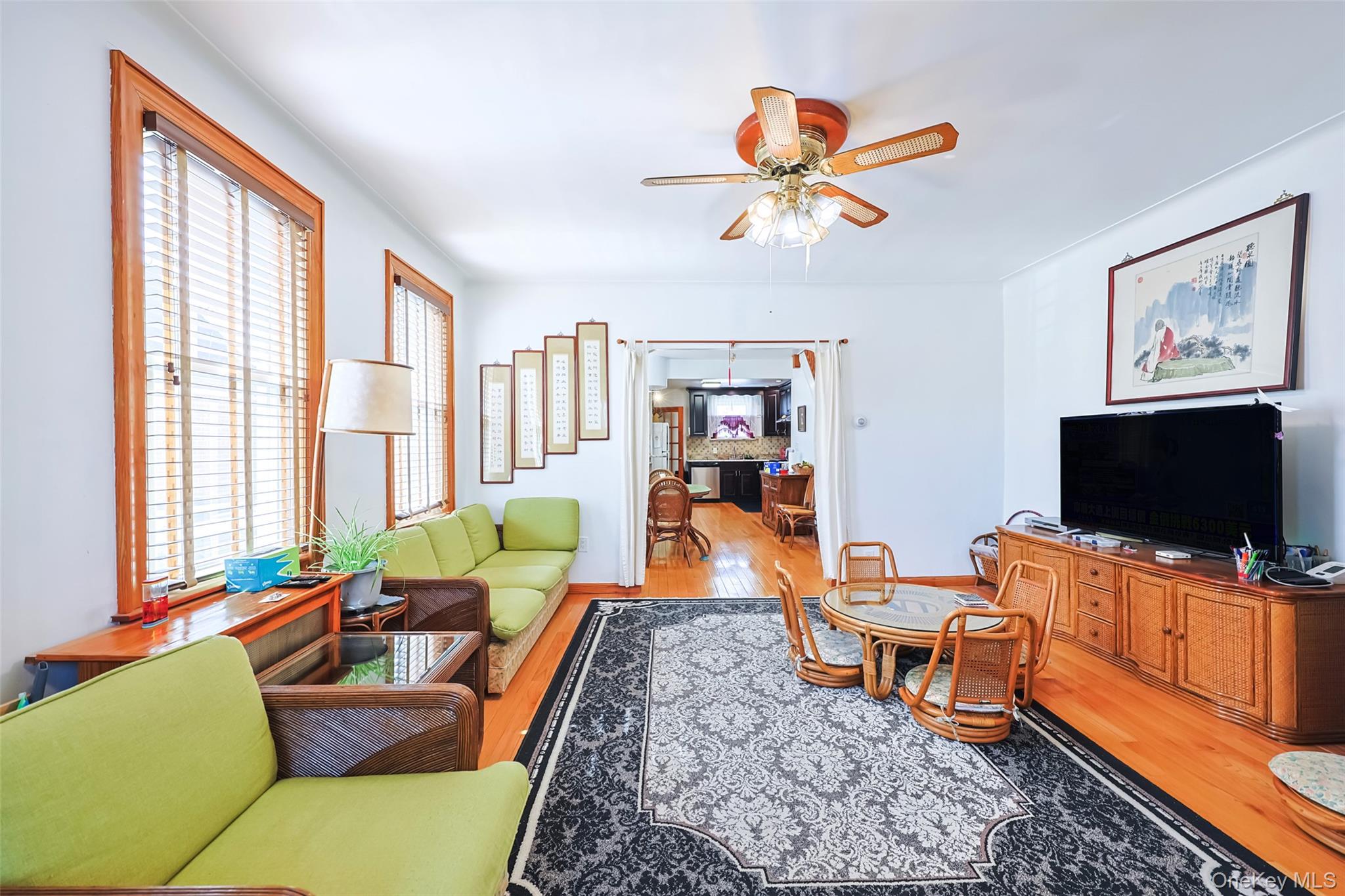 #4 photo, 81-24 167th Street, Jamaica Hills , NY 11432