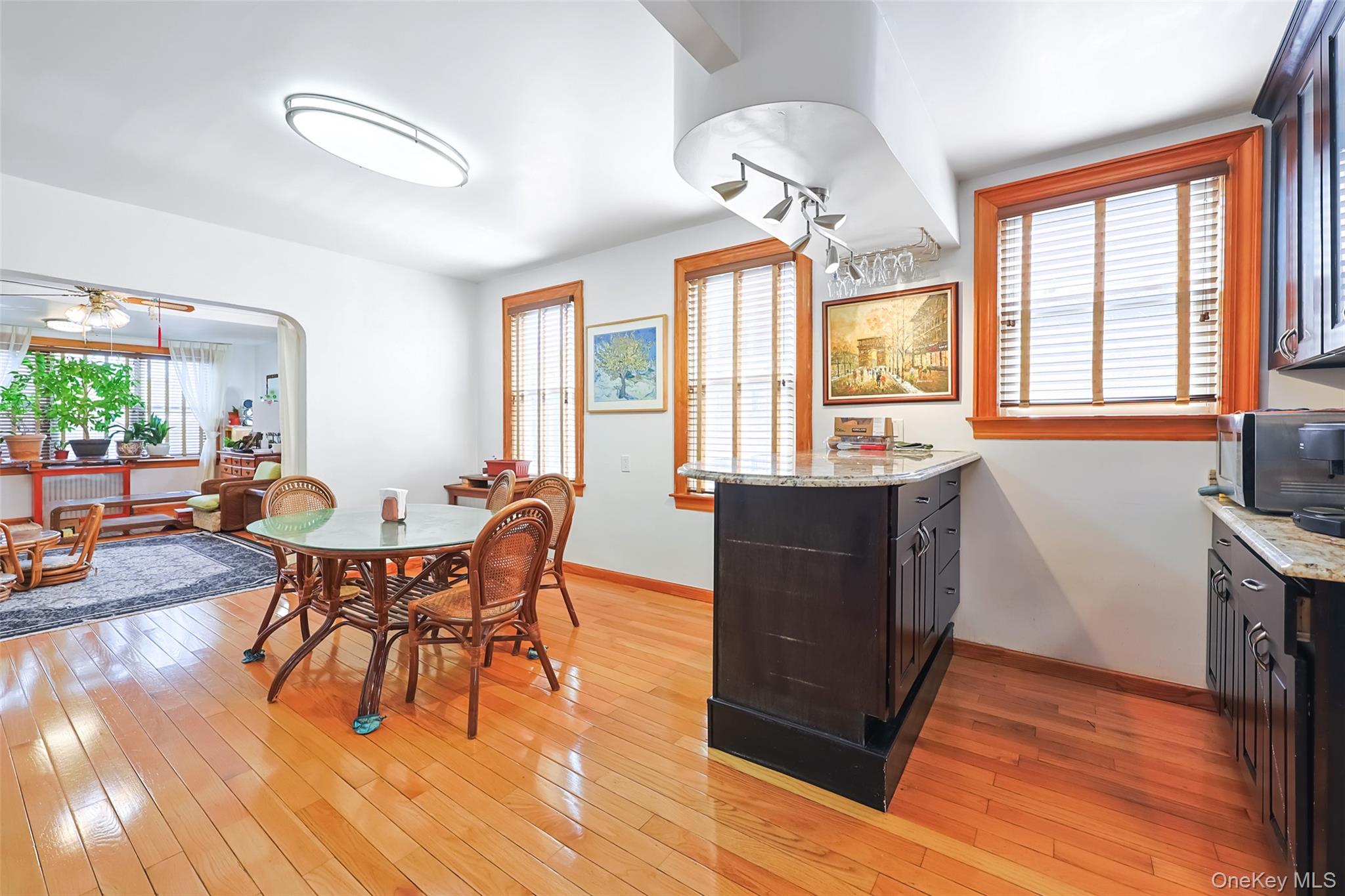 #8 photo, 81-24 167th Street, Jamaica Hills , NY 11432