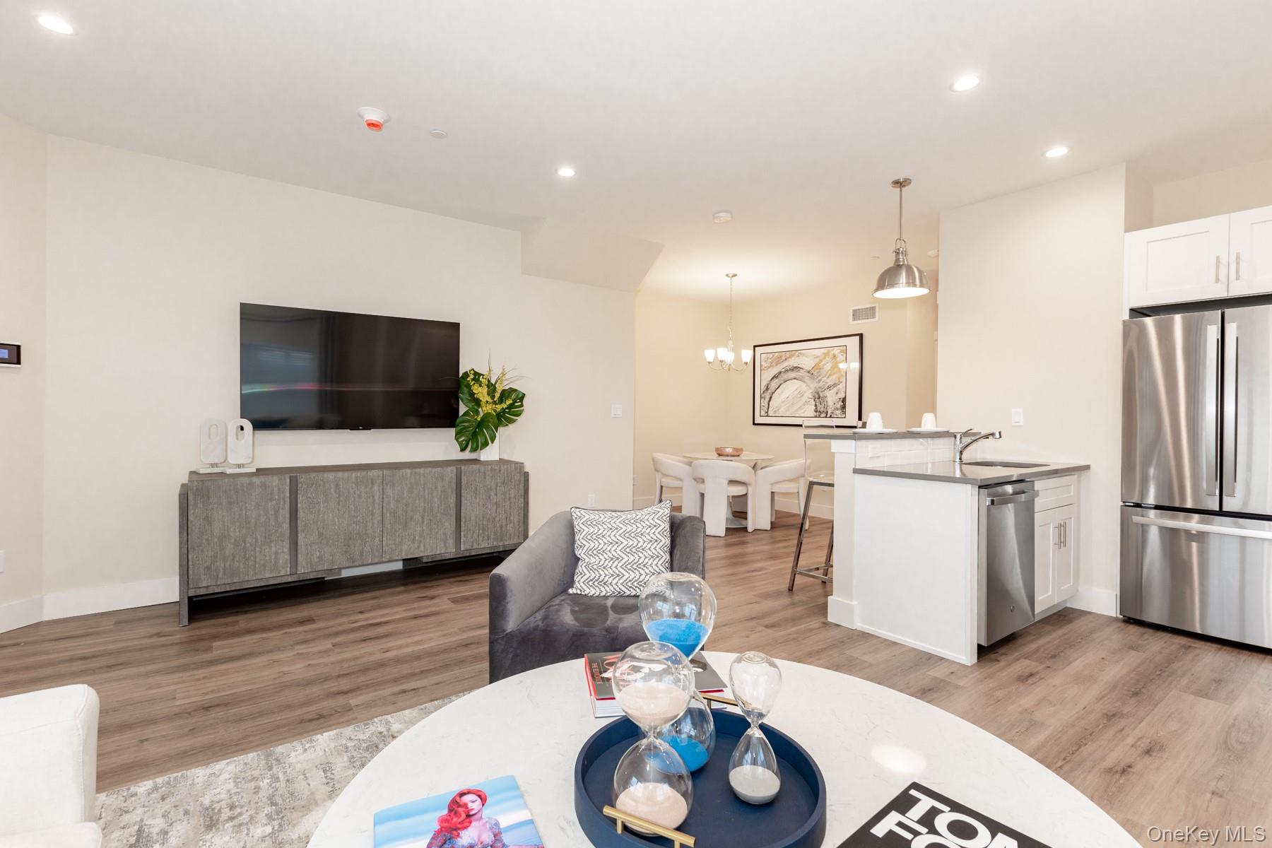 #15 photo, 205 Romar Court, West Babylon , NY 11704