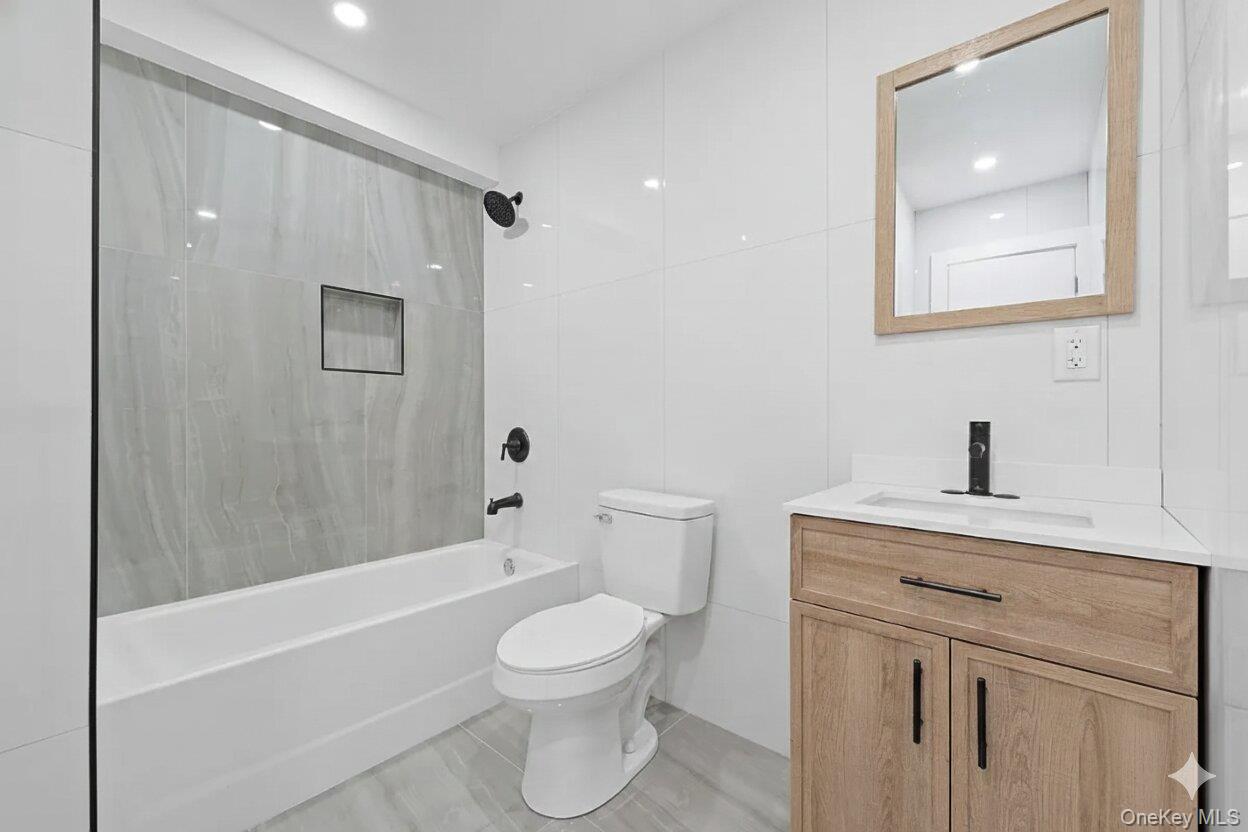 #19 photo, 1116 Blake Avenue, 布鲁克林 Brooklyn , NY 11208