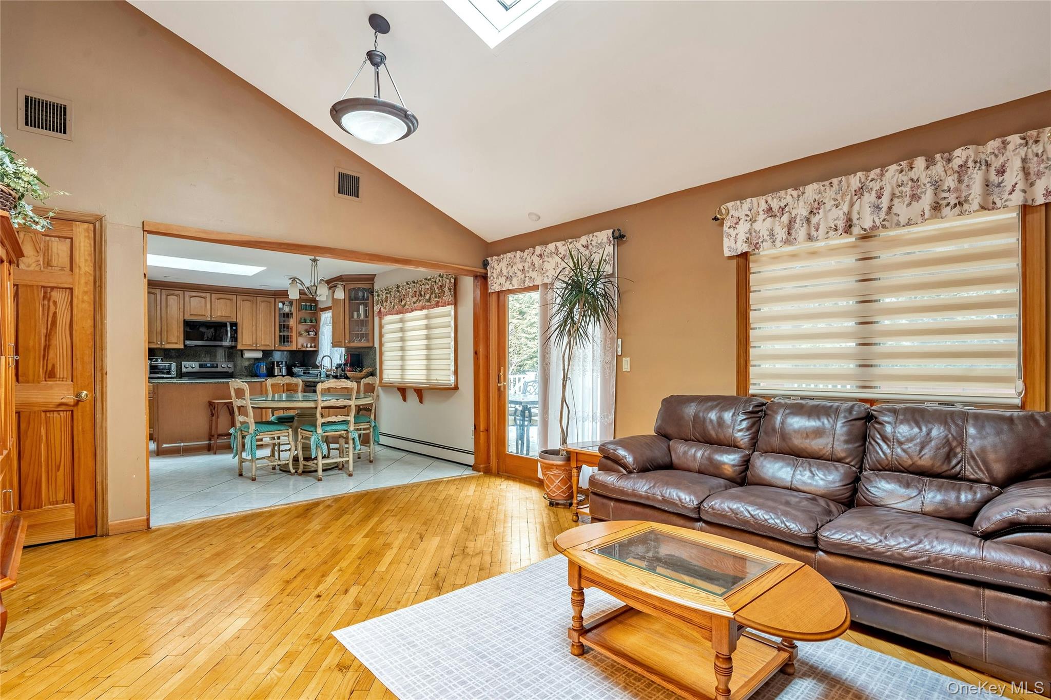 #10 photo, 69 Churchill Lane, Smithtown , NY 11787