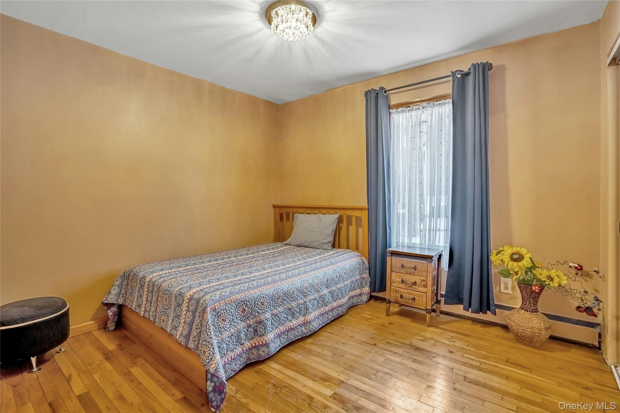 #17 photo, 69 Churchill Lane, Smithtown , NY 11787