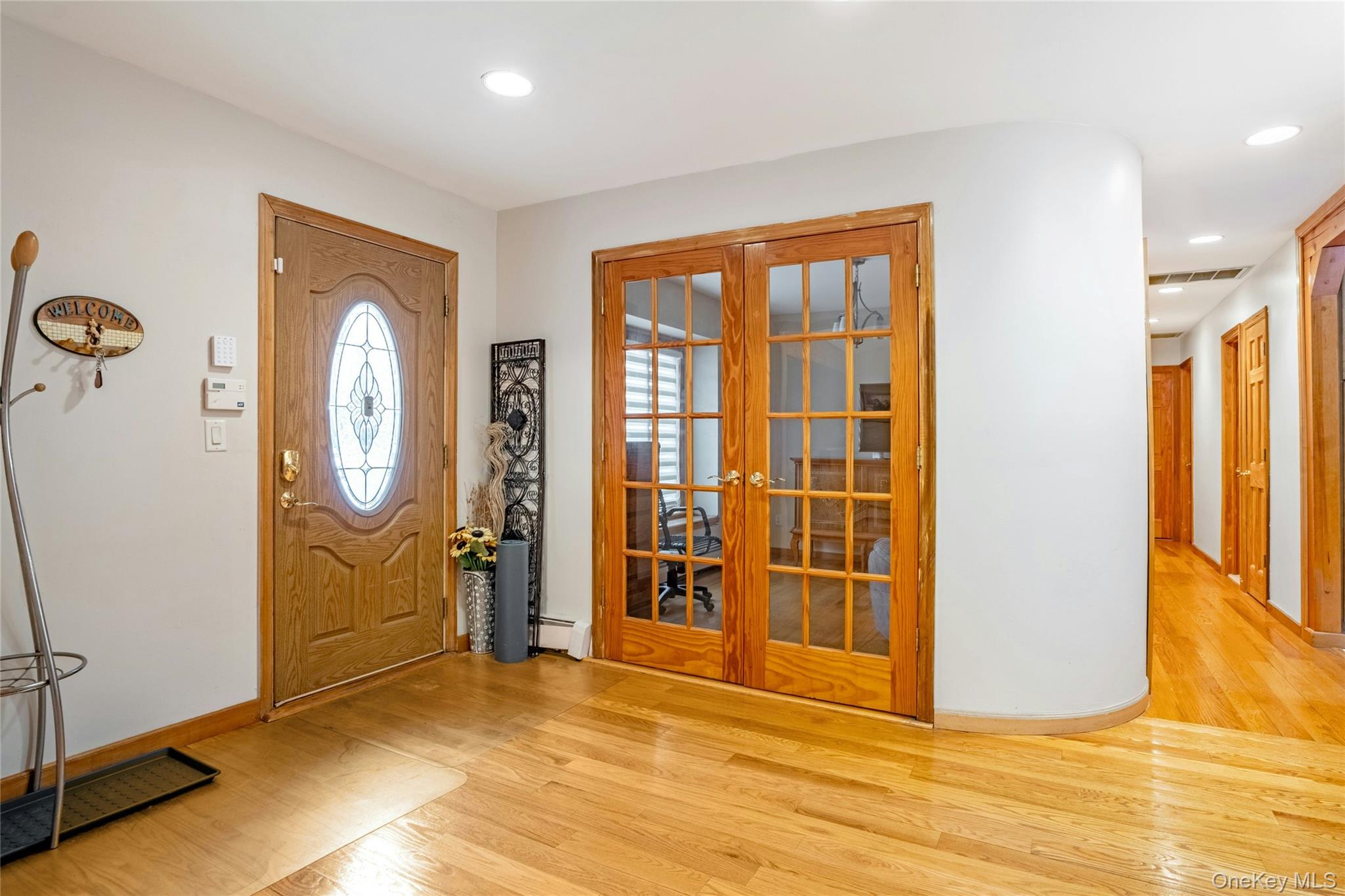 #4 photo, 69 Churchill Lane, Smithtown , NY 11787