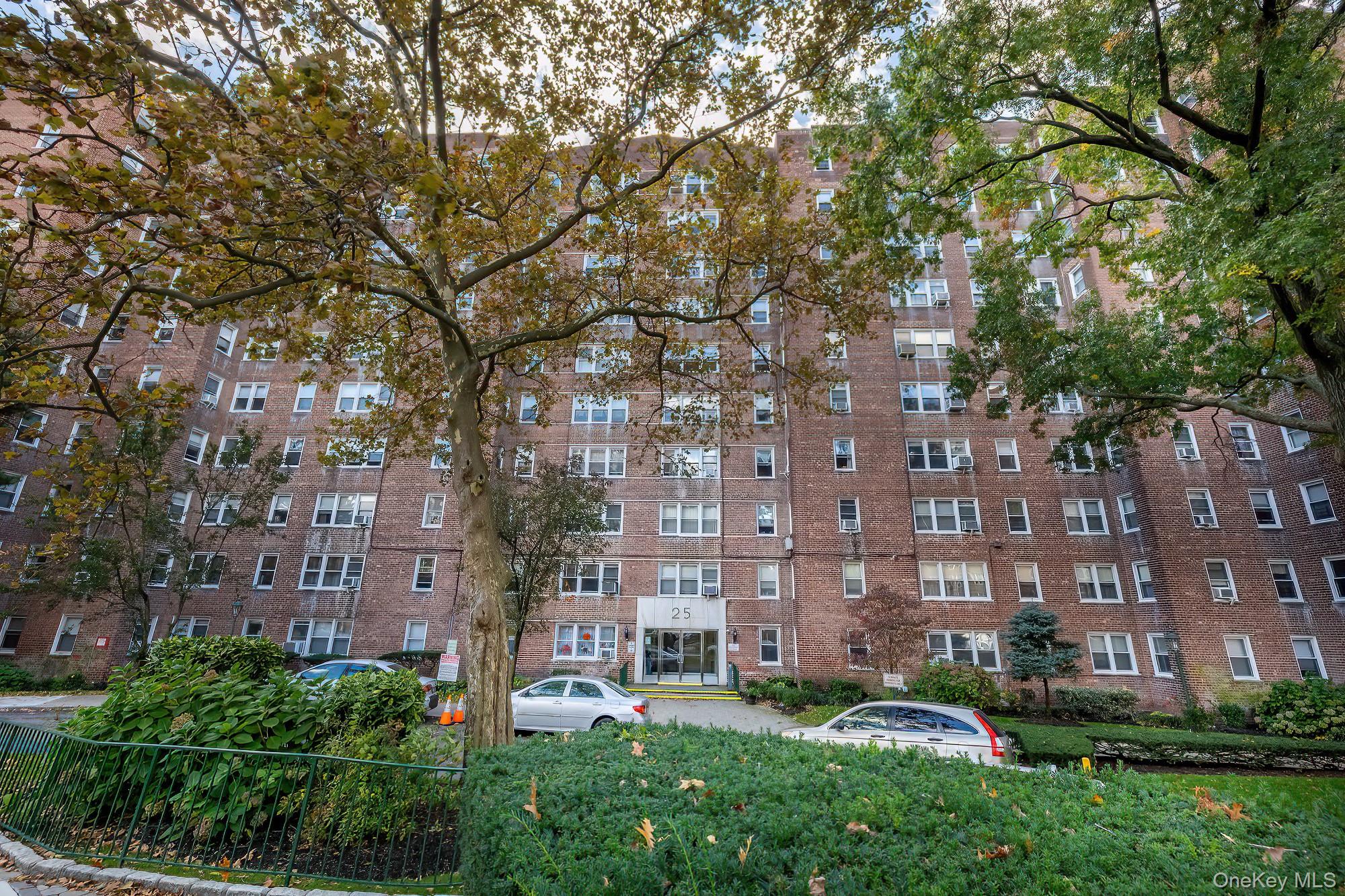 #1 photo, 25 Knolls Crescent, Бронкс ‖ Bronx , NY 10463