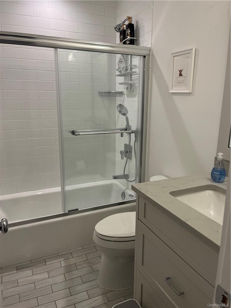 #12 photo, 68 Henry Avenue, Harrison , NY 10528