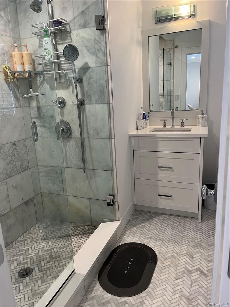 #13 photo, 68 Henry Avenue, Harrison , NY 10528