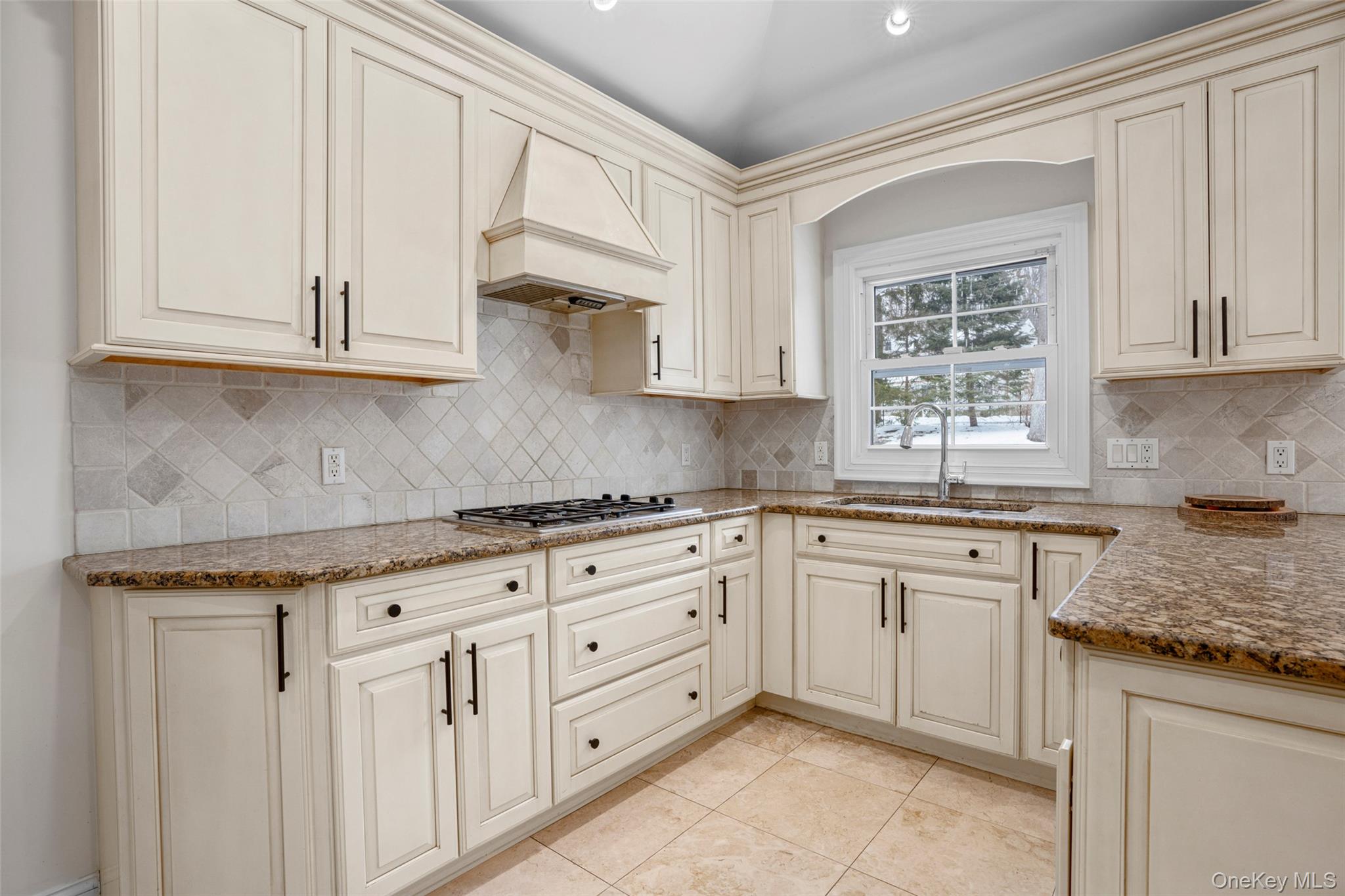 #8 photo, 37 Barlow Lane, Rye , NY 10580