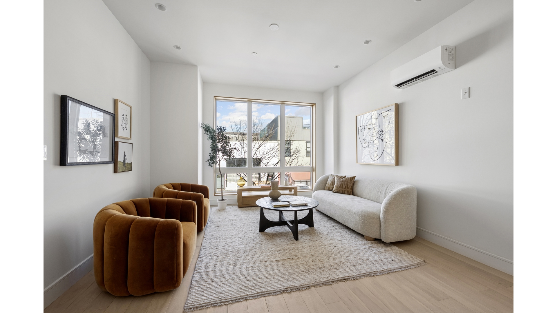 #4 photo, 810 STERLING Place, Crown Heights , NY 11216