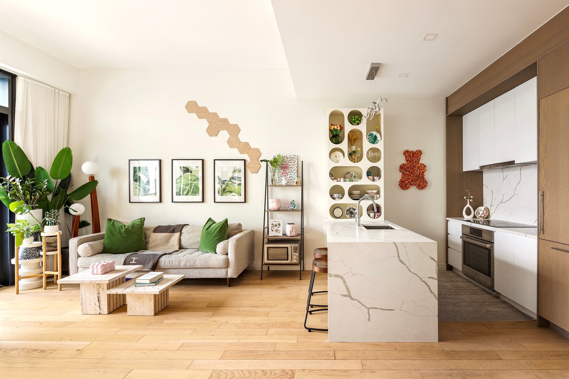 #1 photo, 45-30 Pearson Street, कुईंस Long Island City , NY 11101