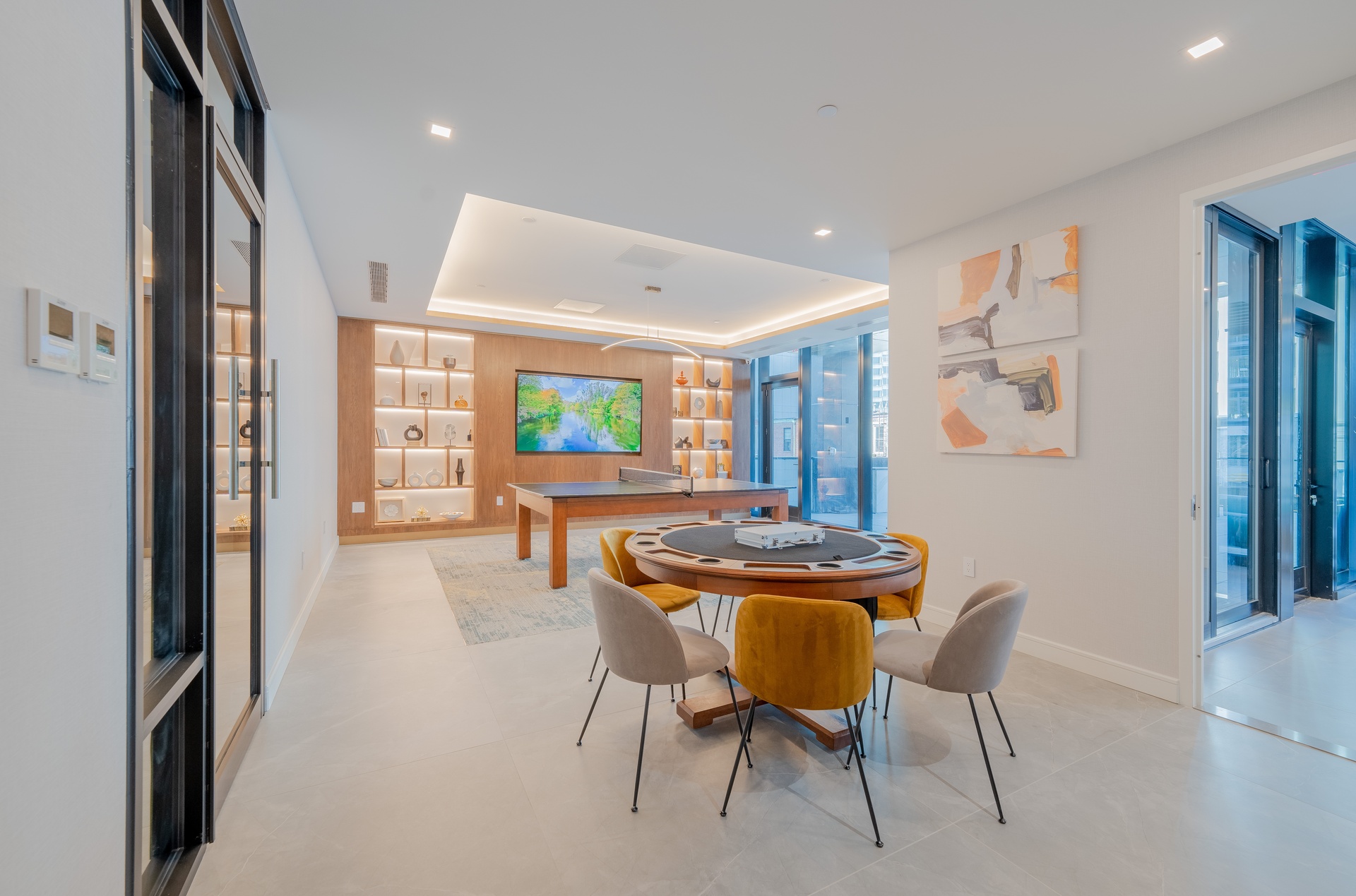 #14 photo, 45-30 Pearson Street, कुईंस Long Island City , NY 11101