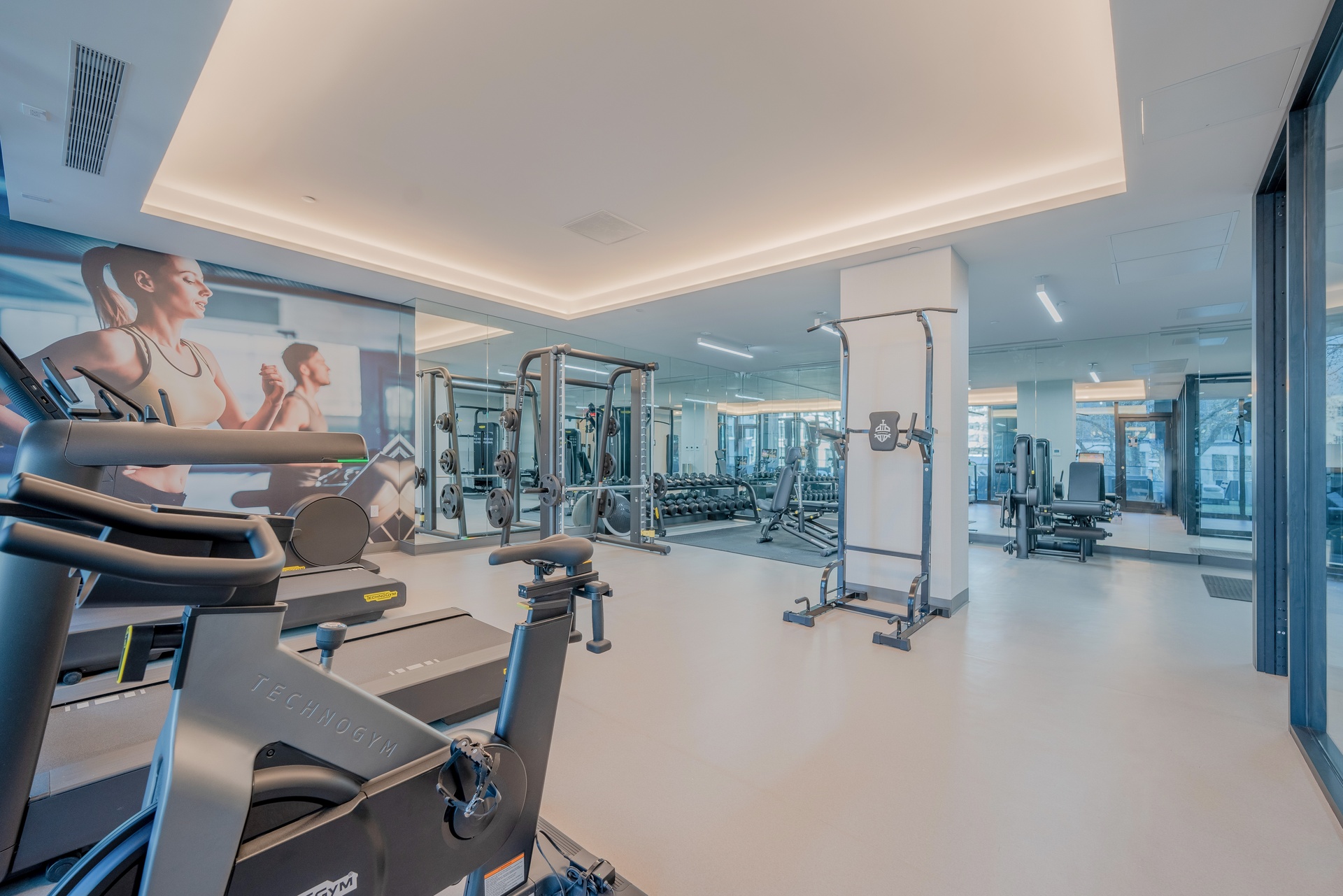 #20 photo, 45-30 Pearson Street, कुईंस Long Island City , NY 11101