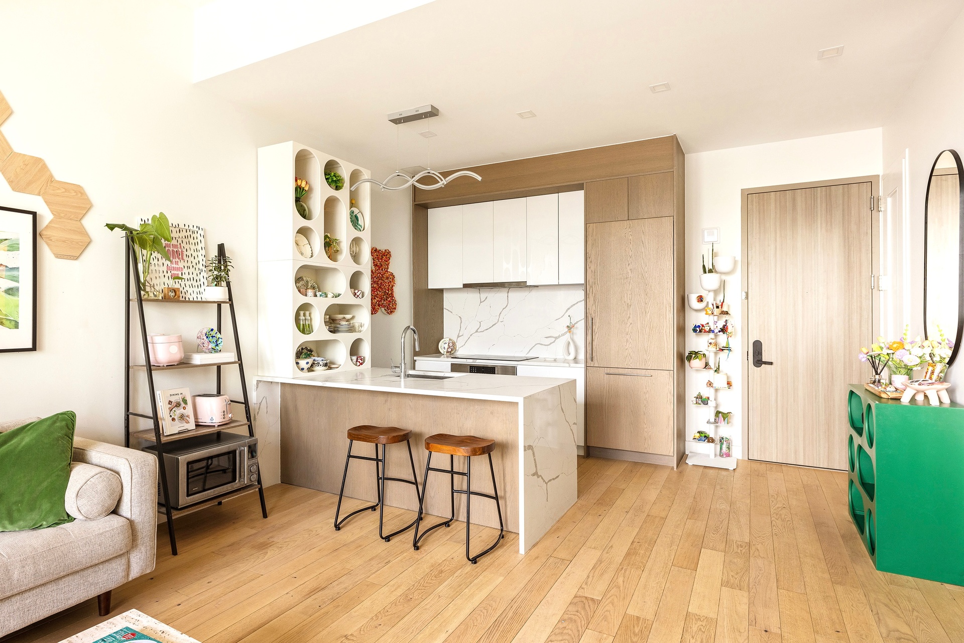 #3 photo, 45-30 Pearson Street, कुईंस Long Island City , NY 11101