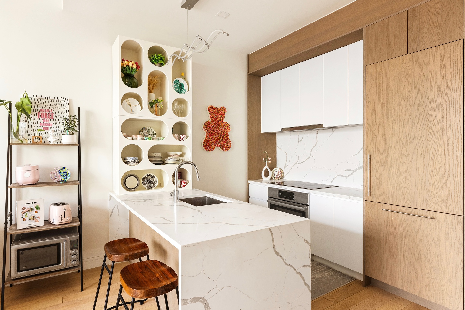 #5 photo, 45-30 Pearson Street, कुईंस Long Island City , NY 11101