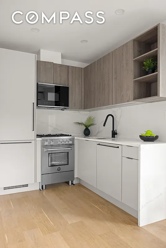 #6 photo, 762 Macon Street, Bedford-Stuyvesant , NY 11233