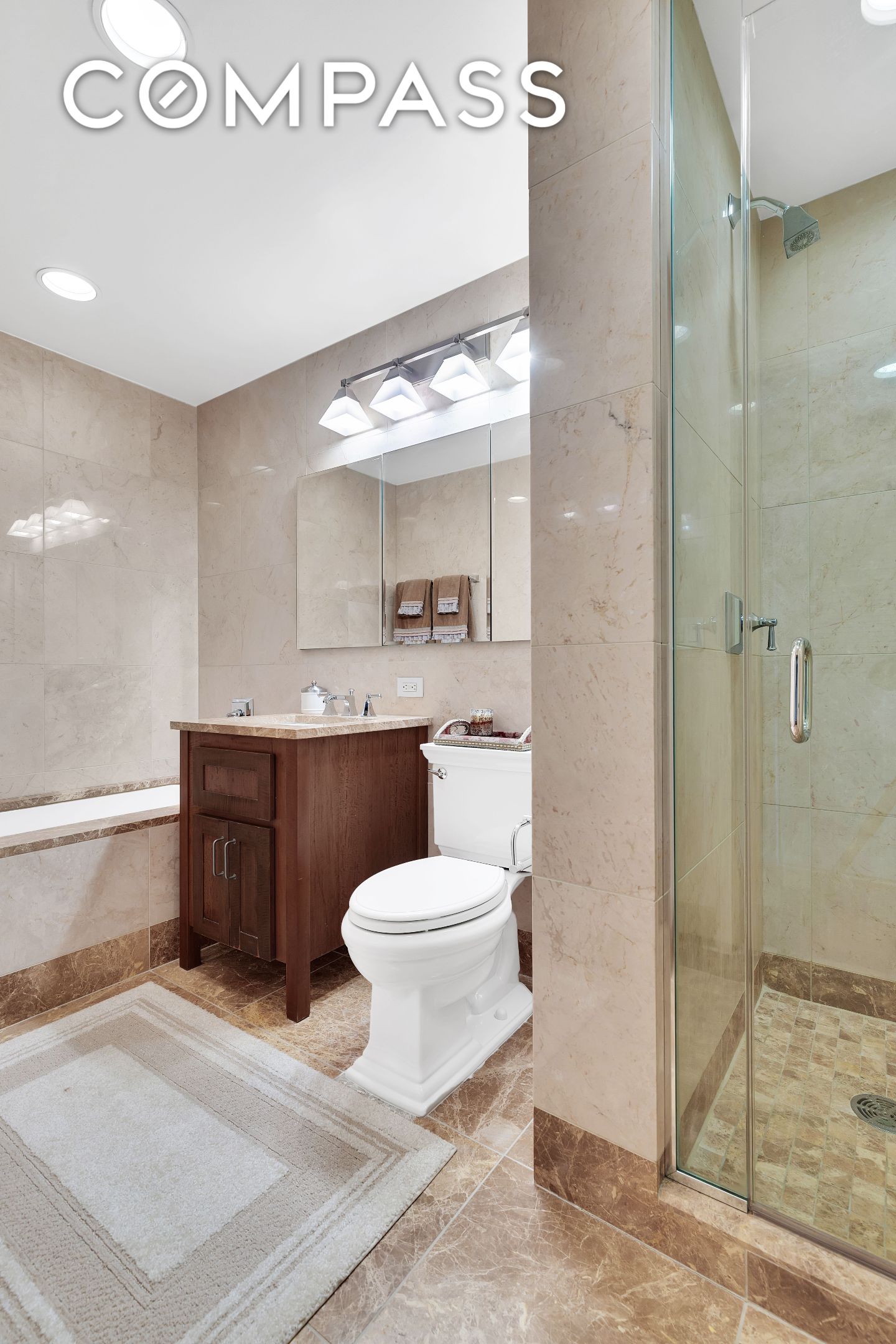 #7 photo, 45 Park Avenue, Murray Hill , NY 10016