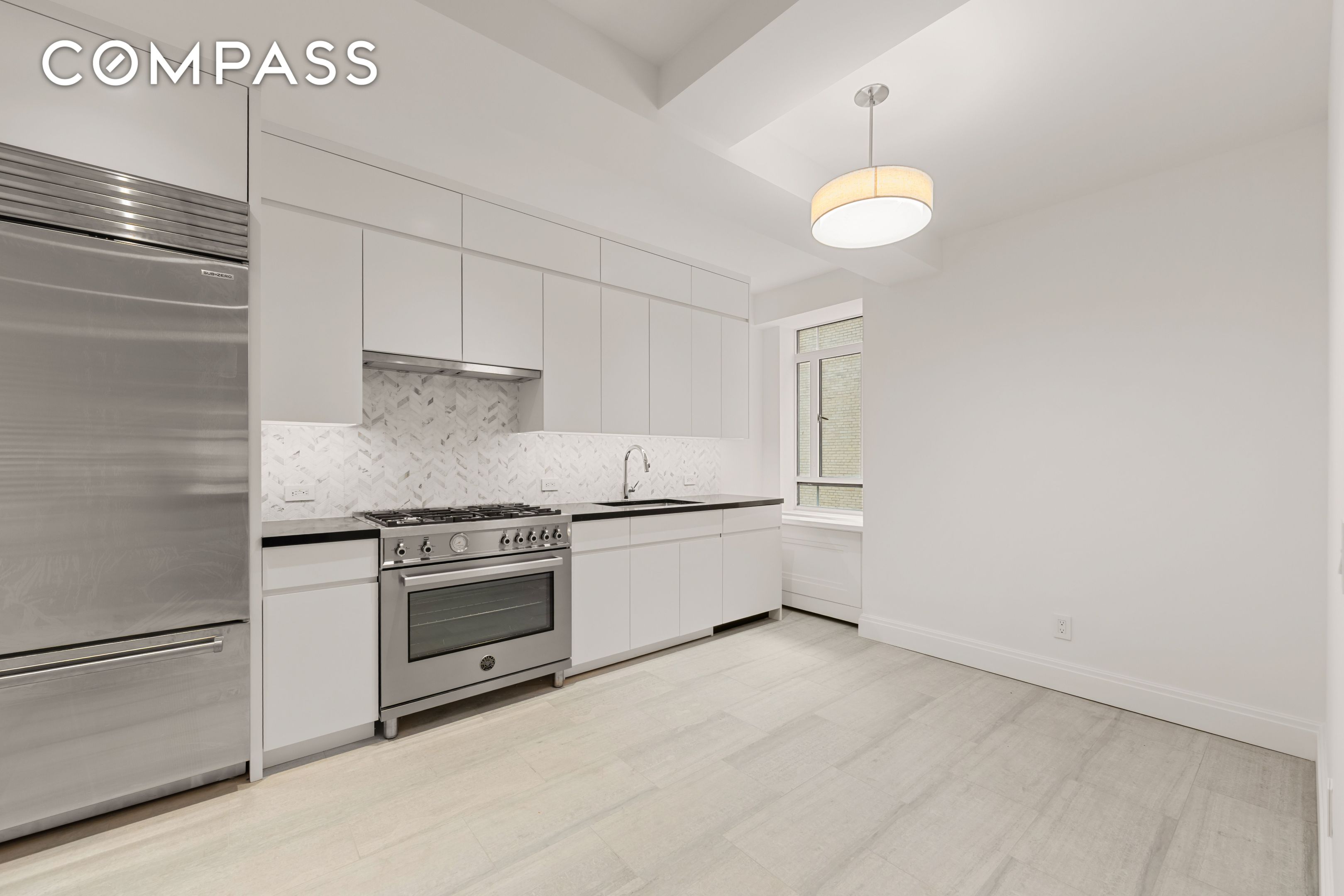 #12 photo, 25 Central Park W, Upper West Side , NY 10023