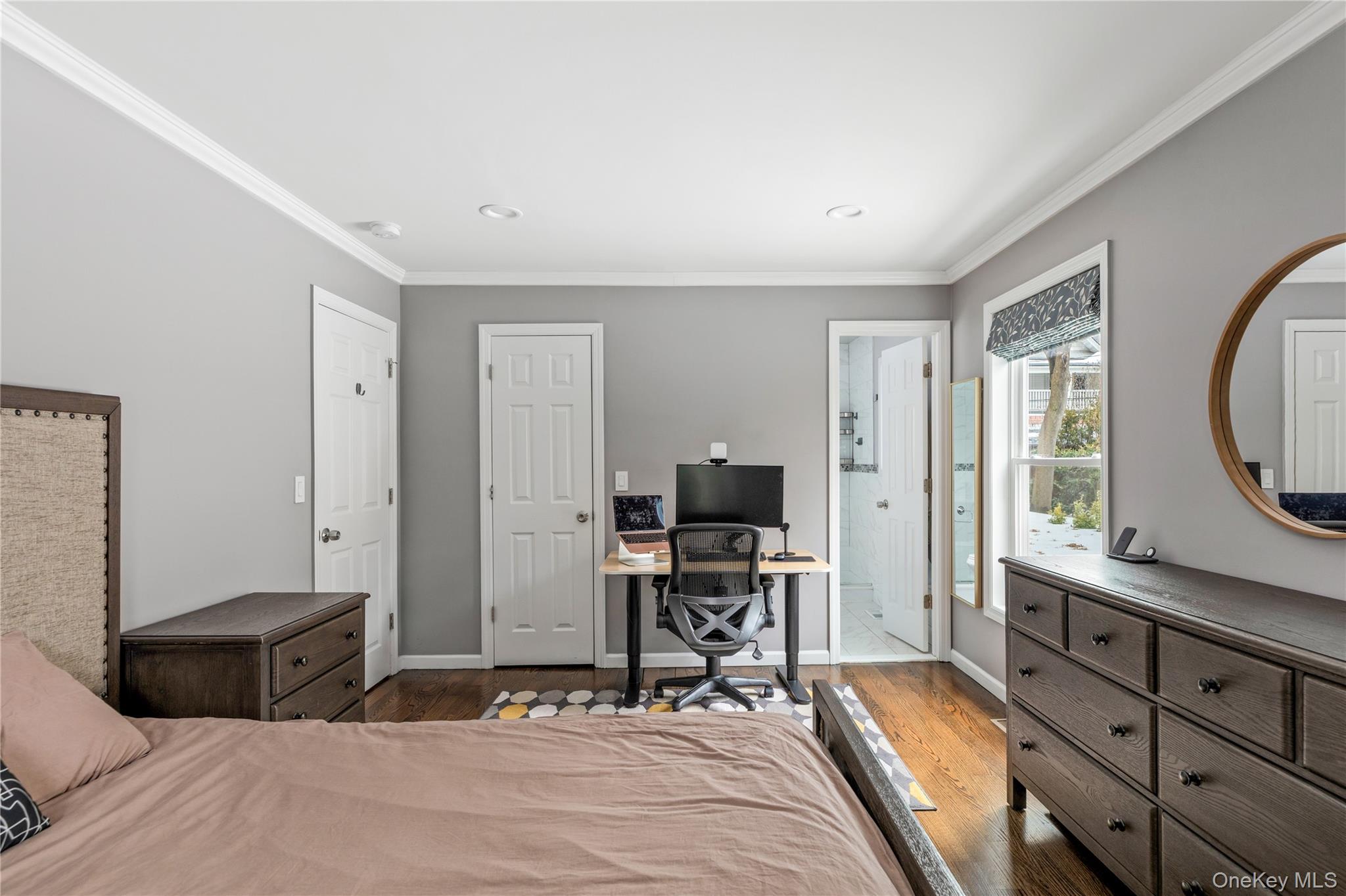 #15 photo, 105 Jefferson Street, Garden City , NY 11530