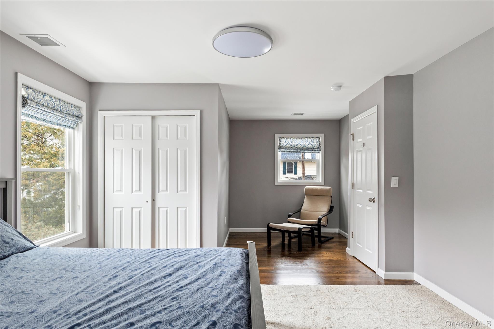 #19 photo, 105 Jefferson Street, Garden City , NY 11530